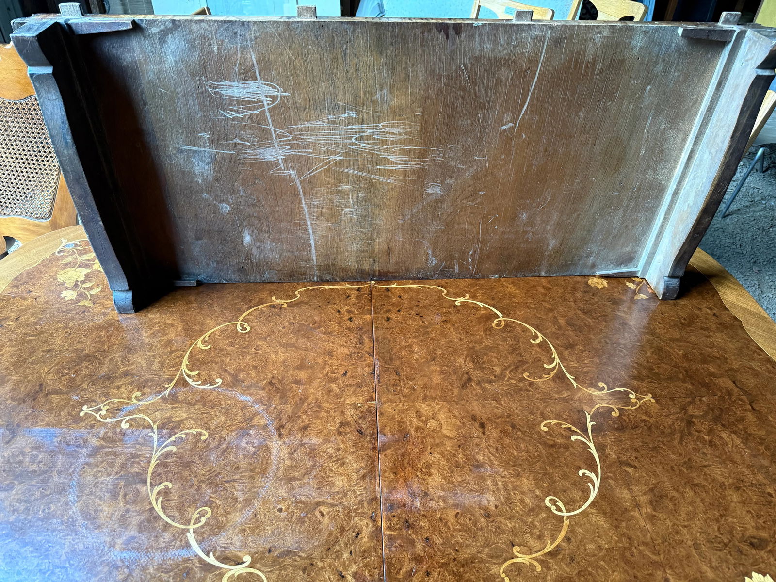 Walnut Burlwood Inlay Table 19th Century Rococo Revival - 12