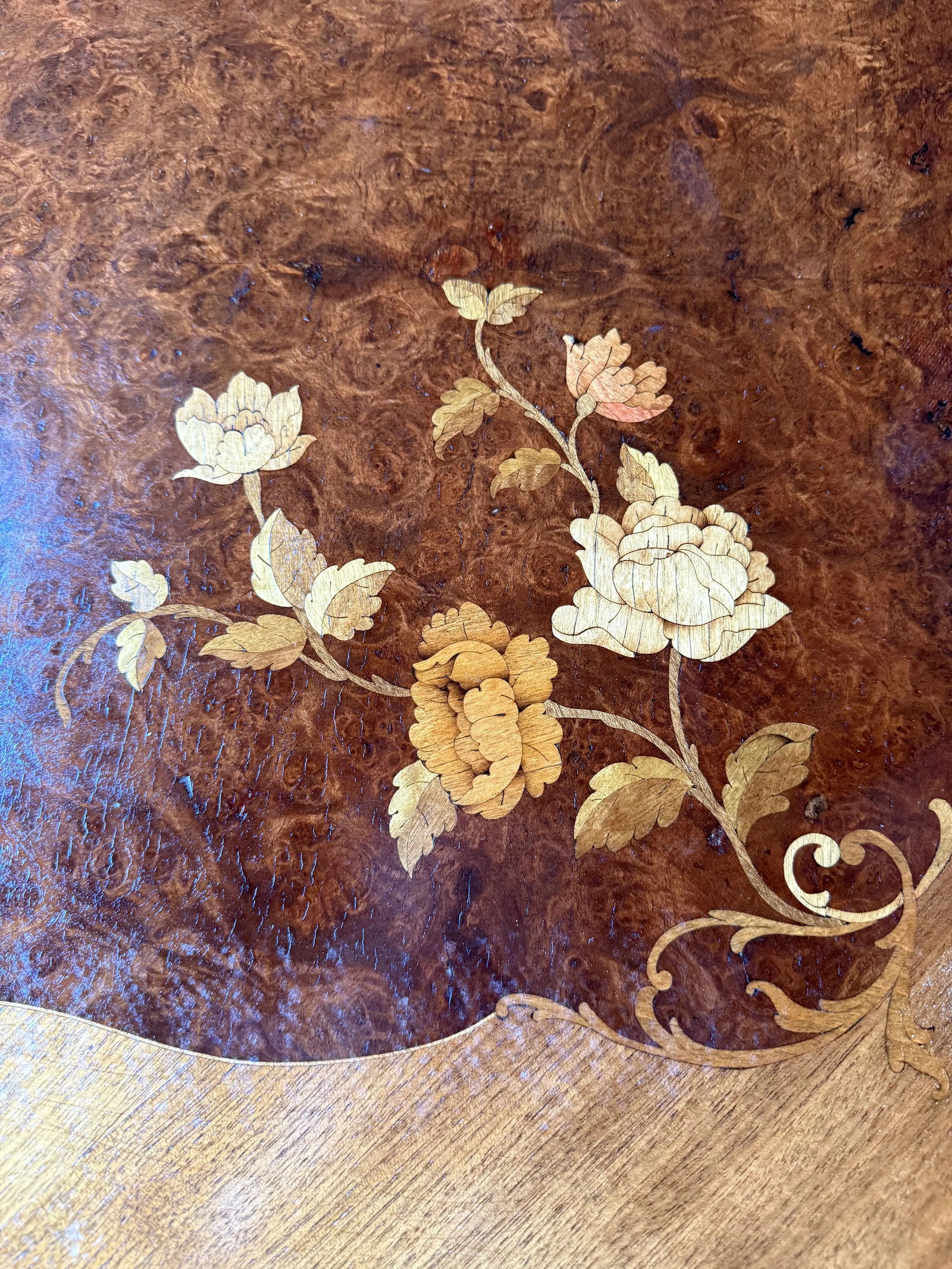 Walnut Burlwood Inlay Table 19th Century Rococo Revival - 15