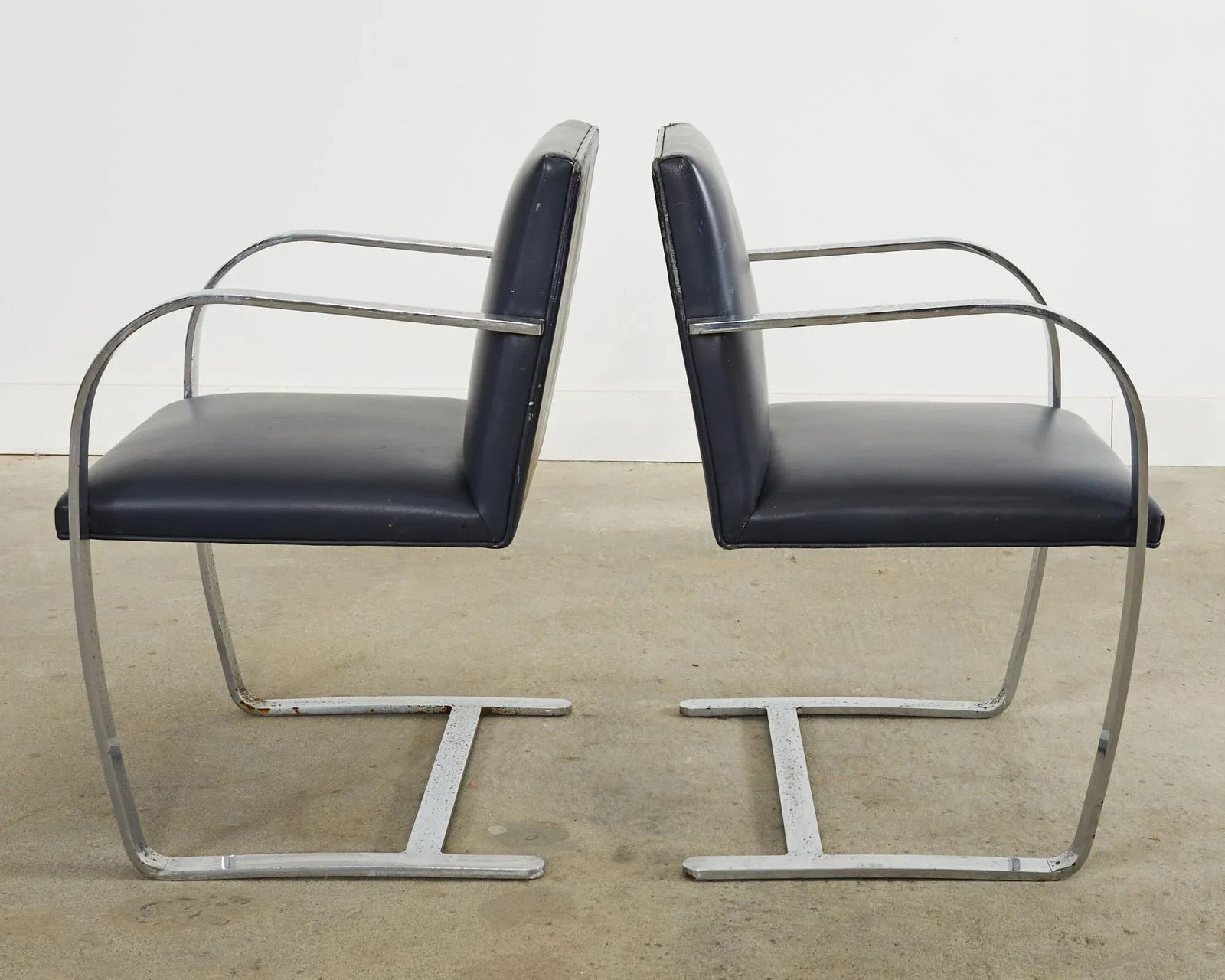 Mid 20th Century Pair of Mies Van Der Rohe for Knoll Flat Bar Brno Chairs - 10