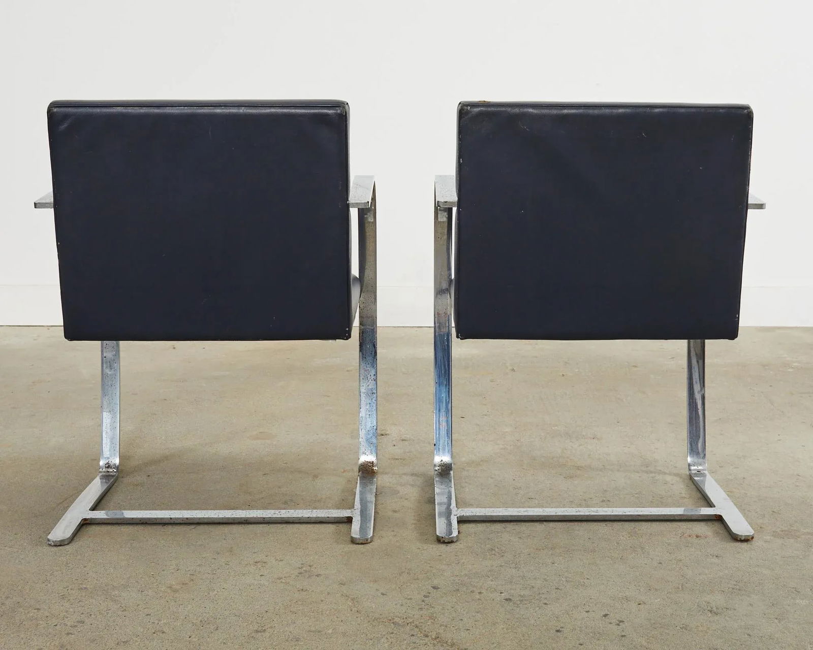 Mid 20th Century Pair of Mies Van Der Rohe for Knoll Flat Bar Brno Chairs - 11