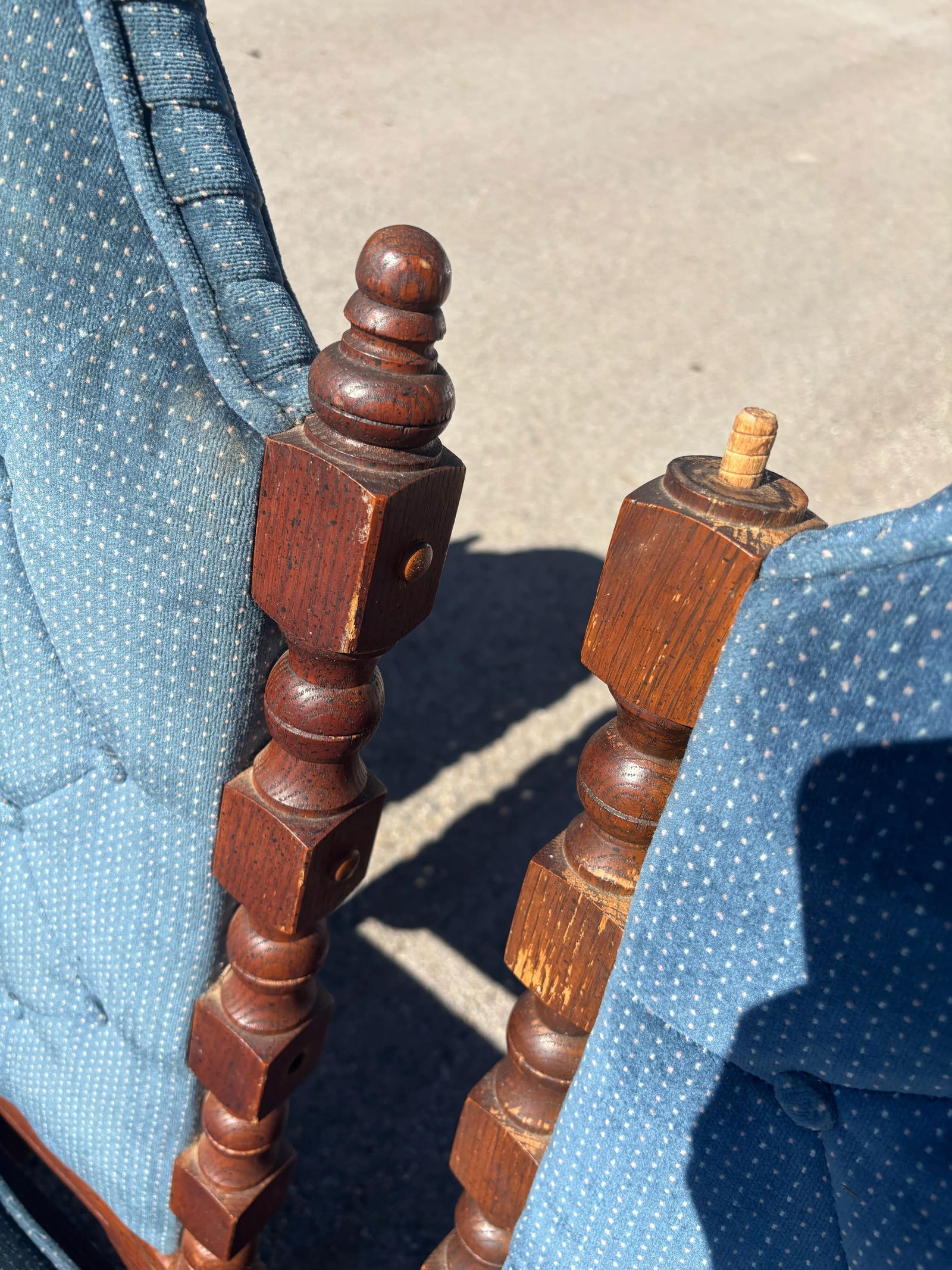 Late 19th Century Edwardian Walnut Upholstered Blue Button-Back Dining Chairs, Set of 6 - 6