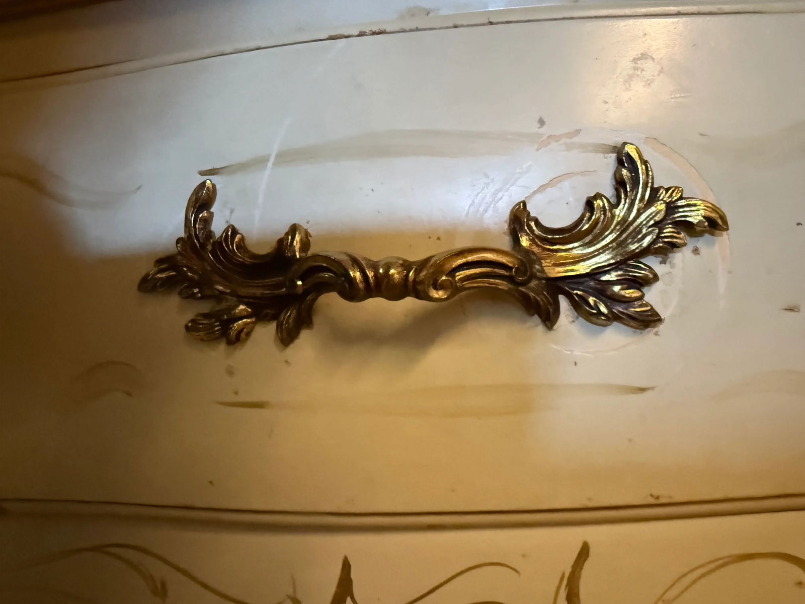 Vintage Hand Painted Charming Bombe Venetian Chest by Sanford Co. - 2