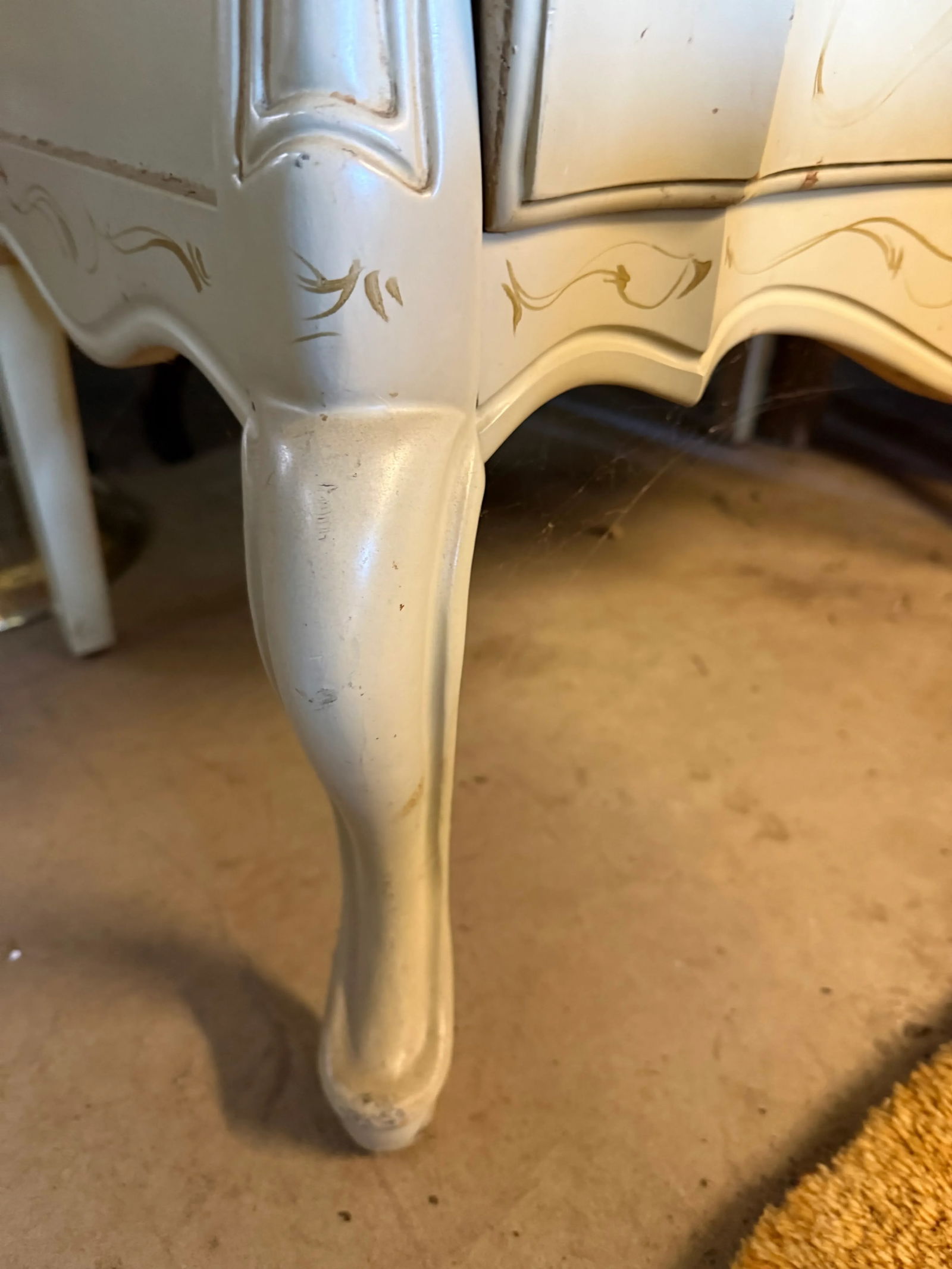 Vintage Hand Painted Charming Bombe Venetian Chest by Sanford Co. - 4