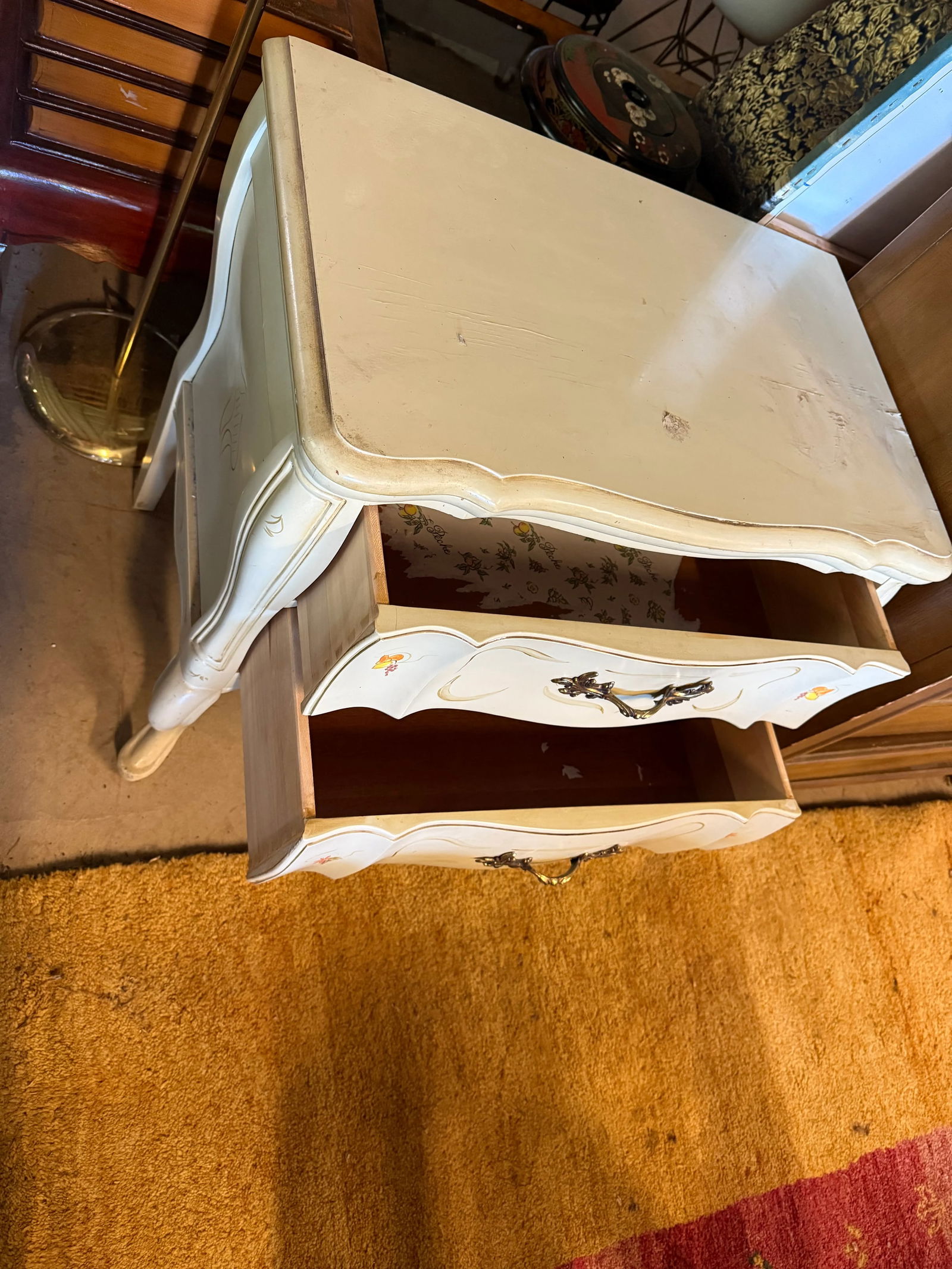 Vintage Hand Painted Charming Bombe Venetian Chest by Sanford Co. - 5