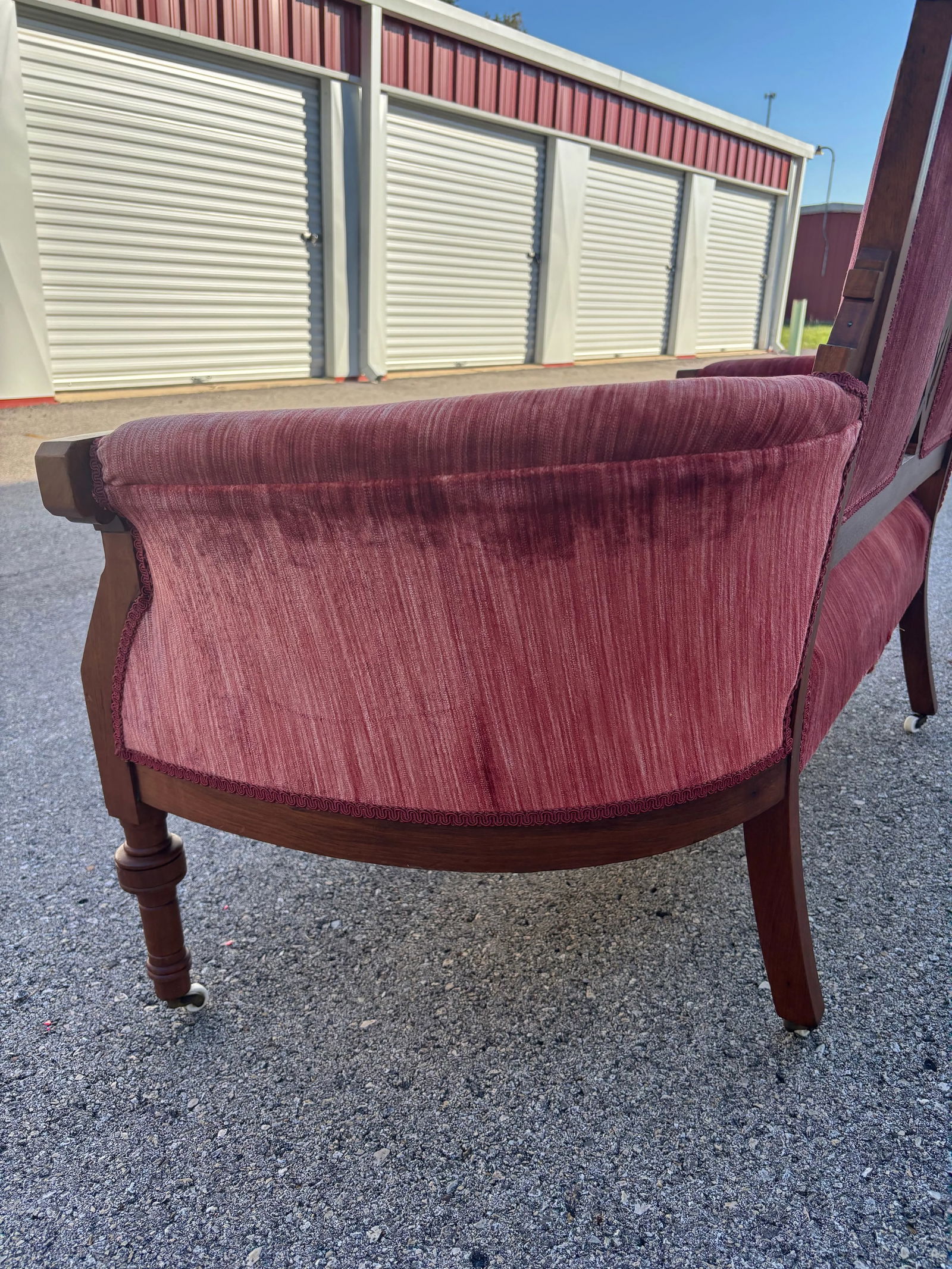 Victorian Eastlake Pink, Red Velvet and Carved Walnut Settee - 7