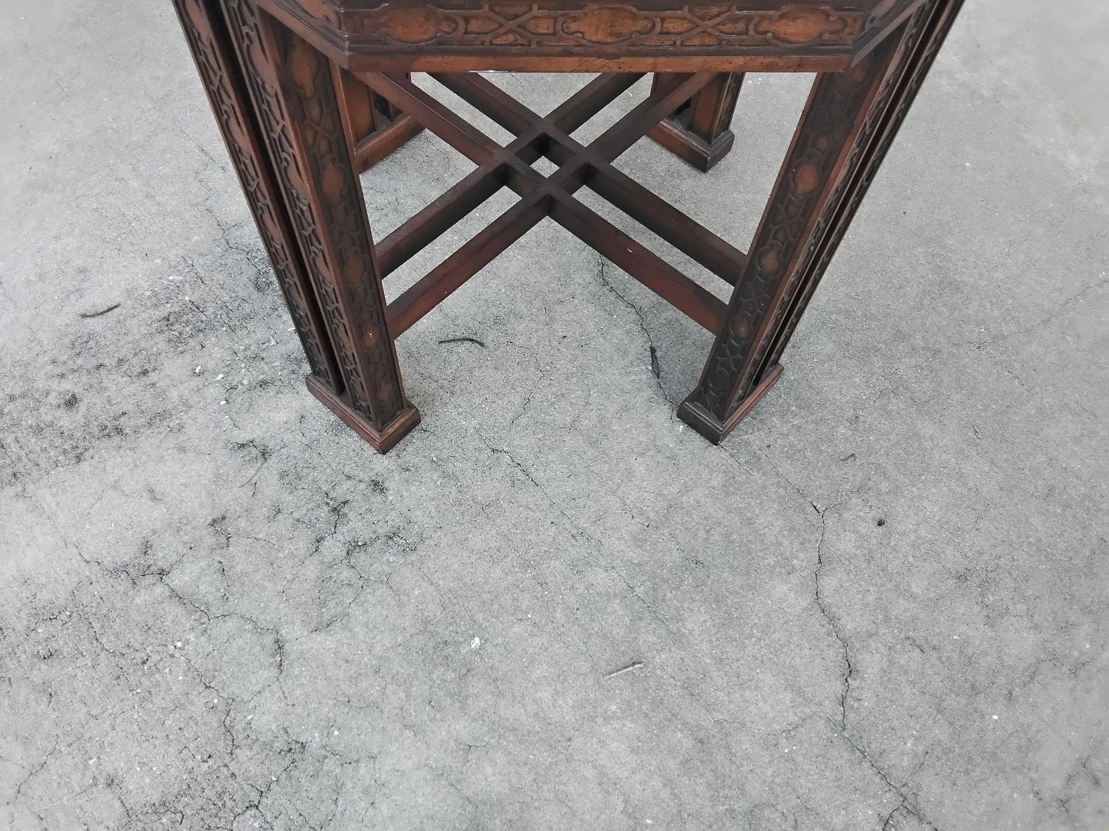 Drexel Heritage Chinoiserie Octagon Dining Table - 8