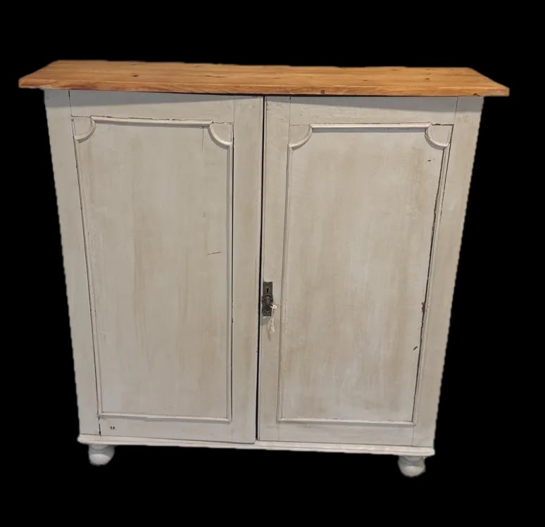 Antique Painted 2 Door Cupboard With Natural Pine Top and Original Key From England - Circa 1890 - 2