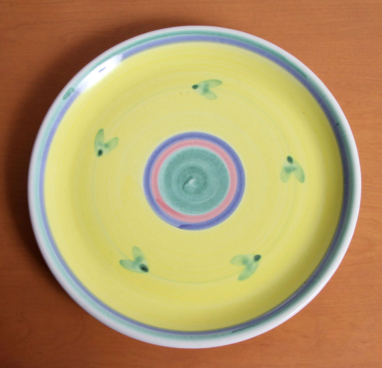 Vintage Italian Yellow Faience Hand Painted Dinner Plates - Set of 4 - 6