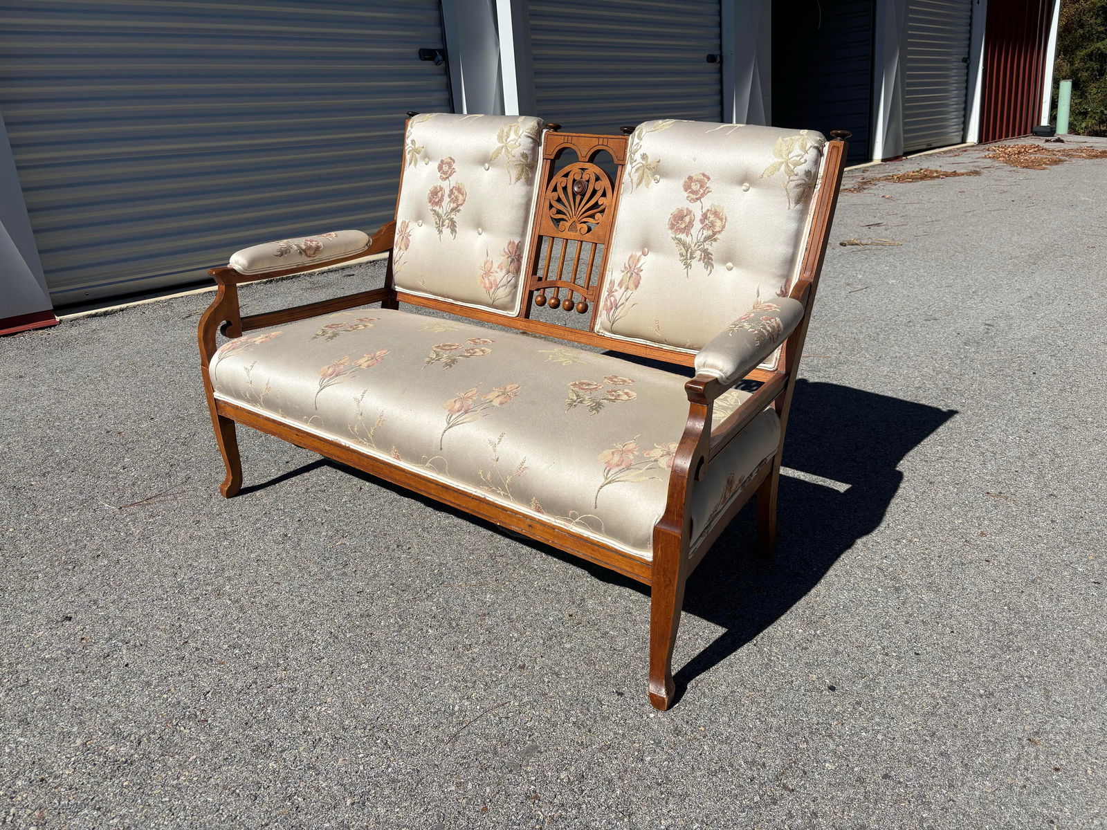 Late 19th Century Attributed Eastlake Walnut Settee with Pink Floral Upholstery - 3