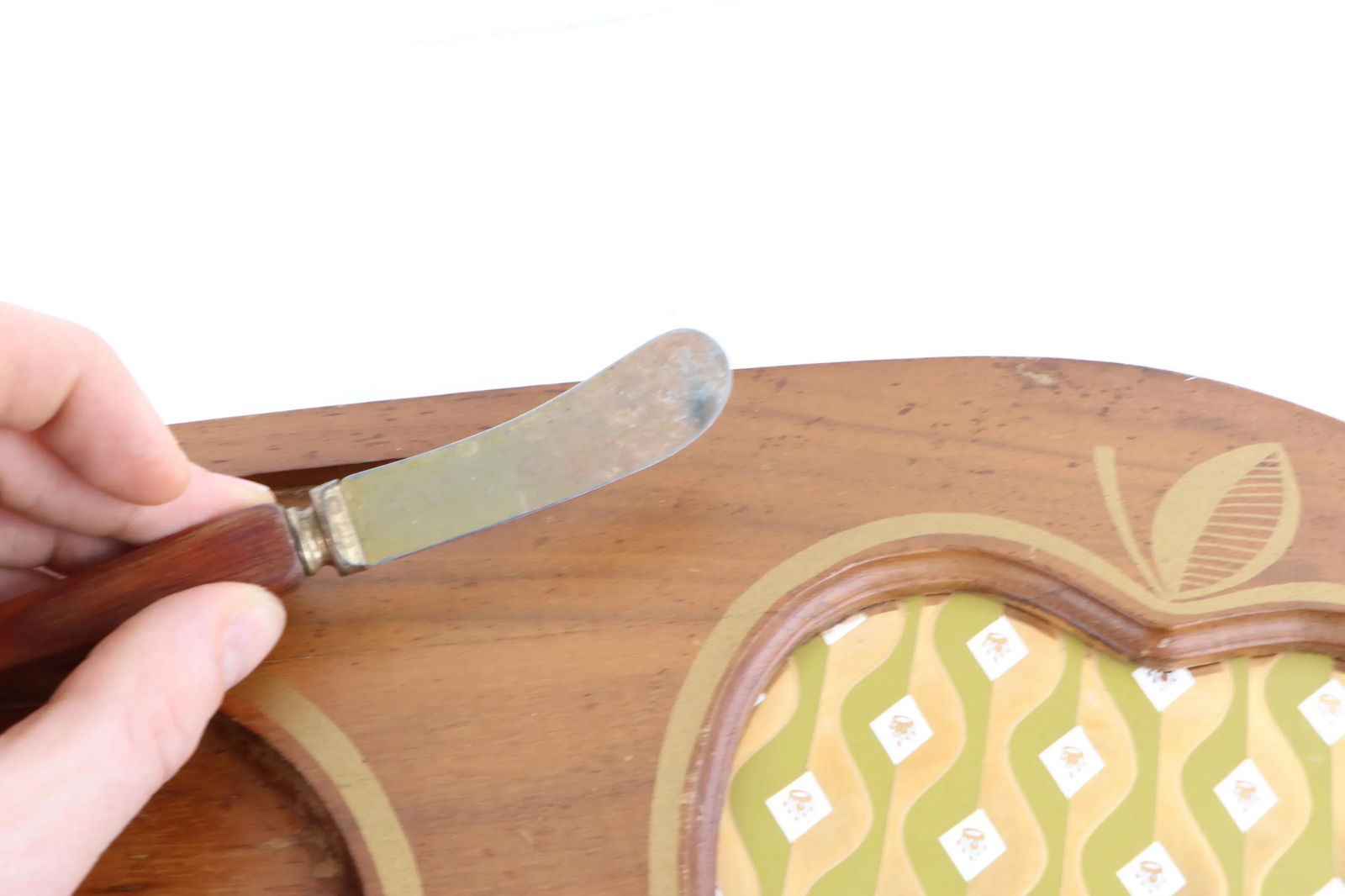 Vintage 1970s Mid-Century Modern Wood Fruit Cheese Charcuterie Board Serving Tray - 4