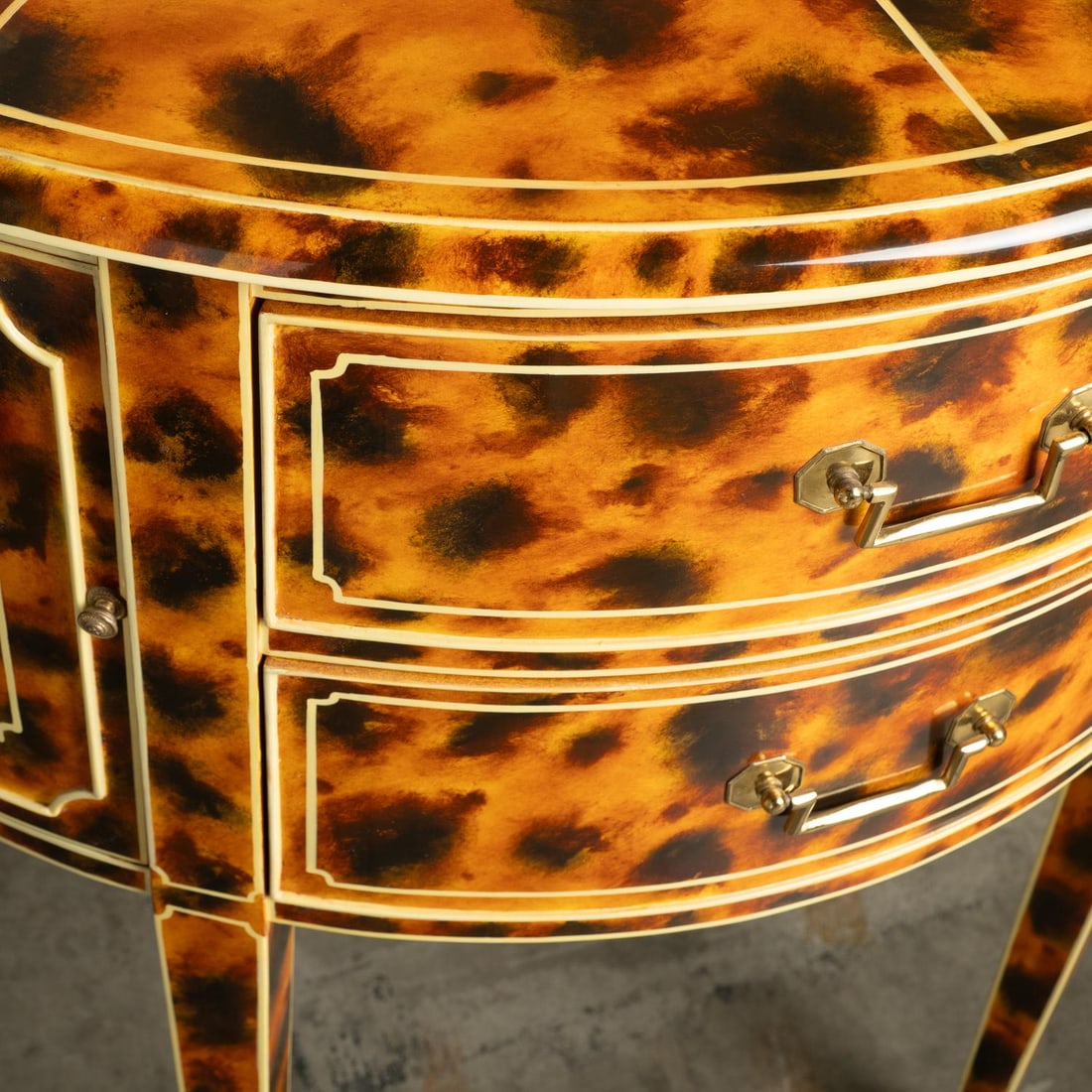 1980s Maitland Smith FAUX-Tortoise-Shell Console Table "˜Trompe L'oeil' Masterpiece - 16