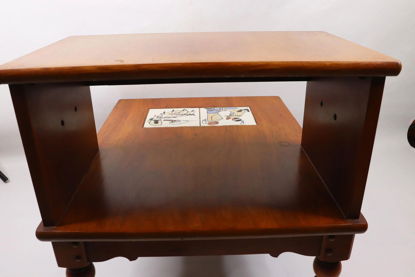 Vintage Lane Furniture Mid-Century Modern Tile Side Table - 10