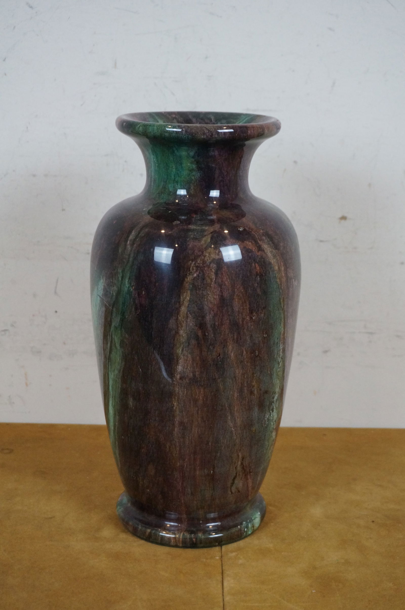 Vintage Chinese Purple & Green Carved Jade Marble Flower Vase - 4