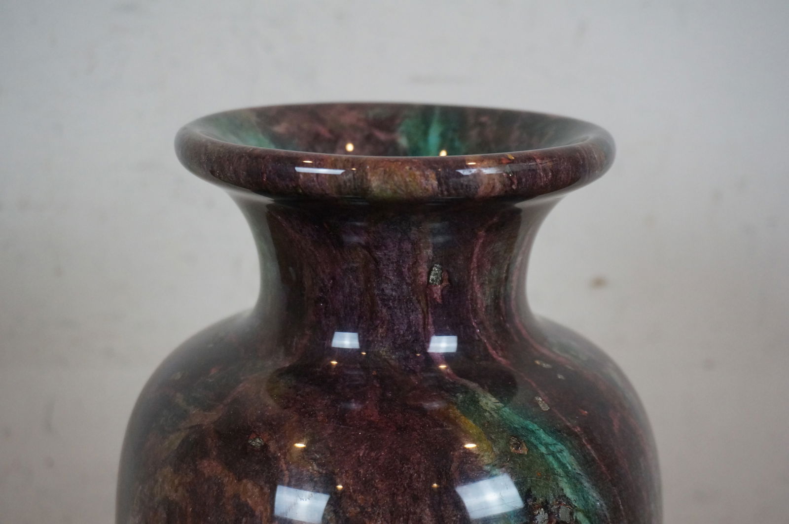 Vintage Chinese Purple & Green Carved Jade Marble Flower Vase - 7