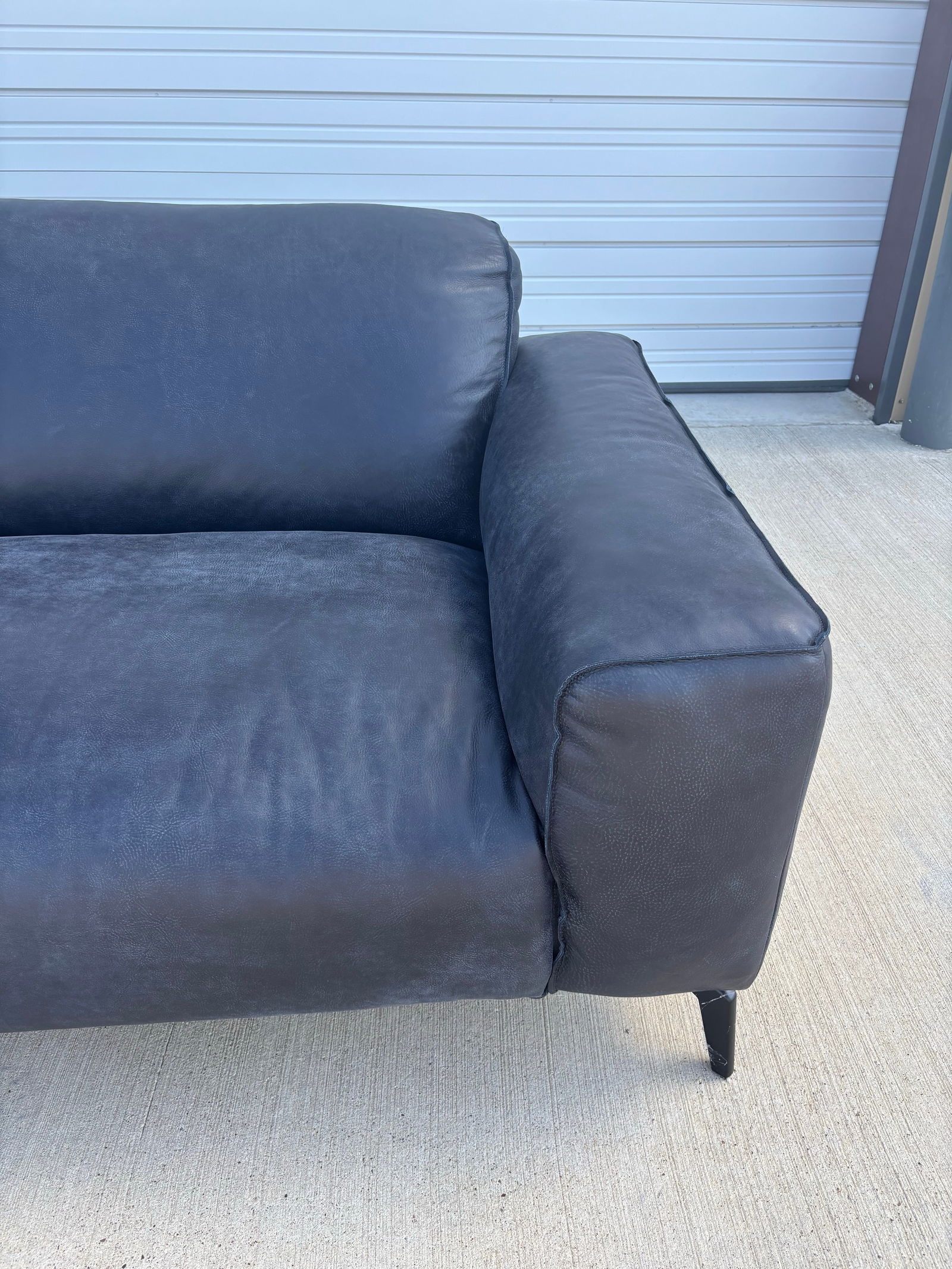 Valmont Charcoal Leather Modern Sofa Attributed to Paul Michael Company - 4