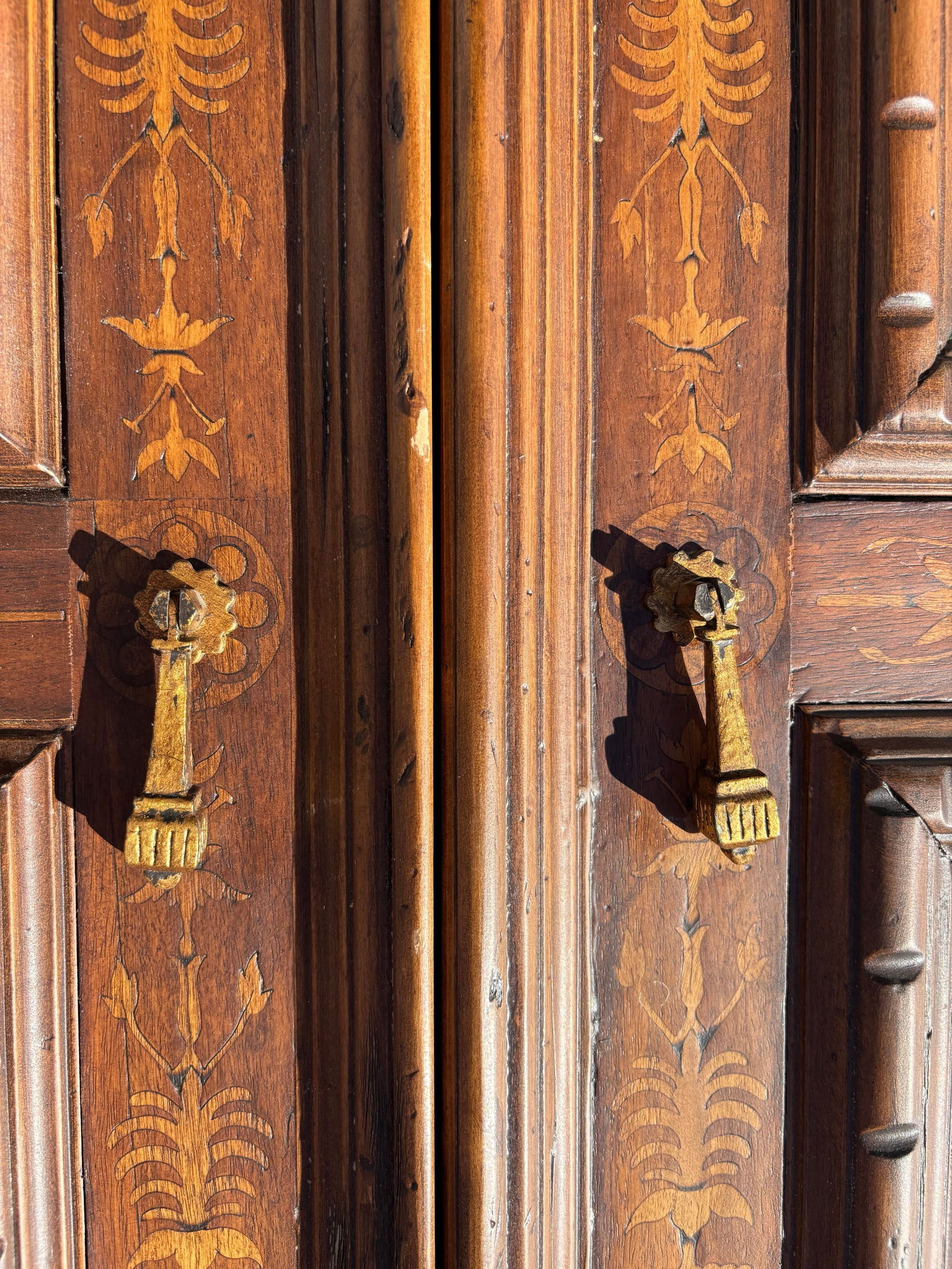 Engraved Italian Art Antique Intricate Armoire With Landscape Scenes Depicted - 10