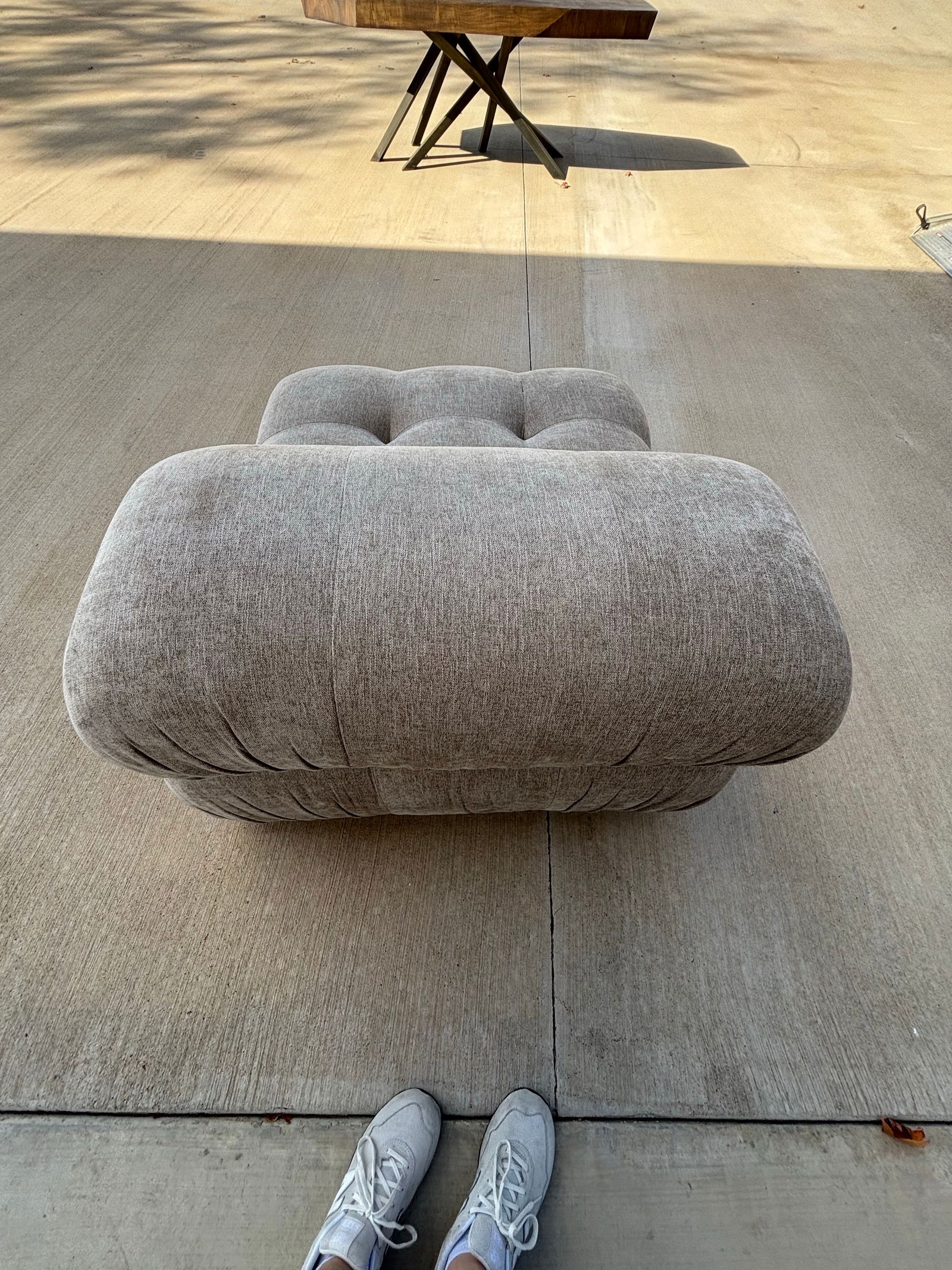 Modern and Minimalist Light Gray Bubble Chair - 7