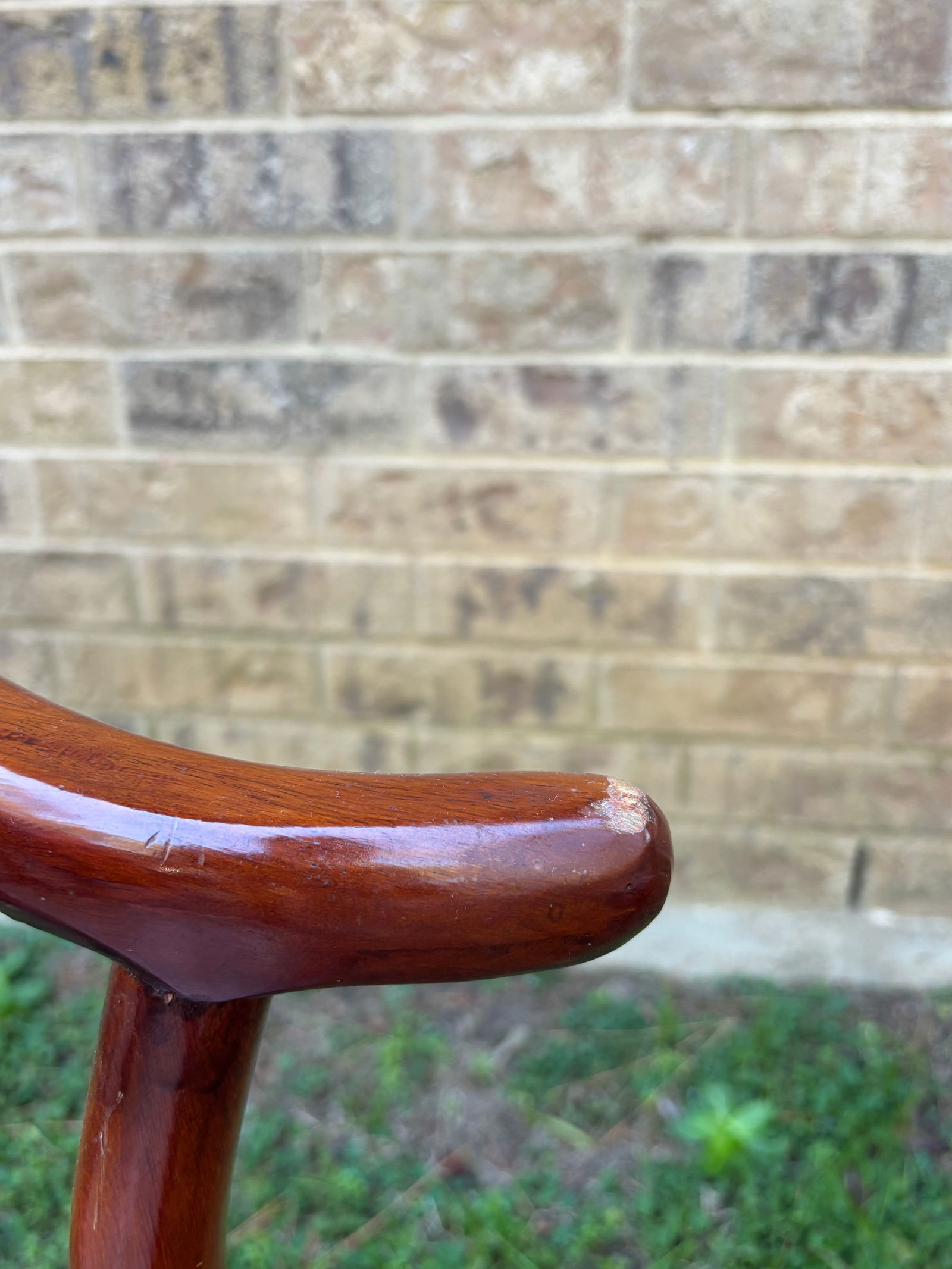 Mid 20th Century Rosewood Horseshoe Chairs With Inlaid Marble Seat Attributed to James Mont, Pair - 8