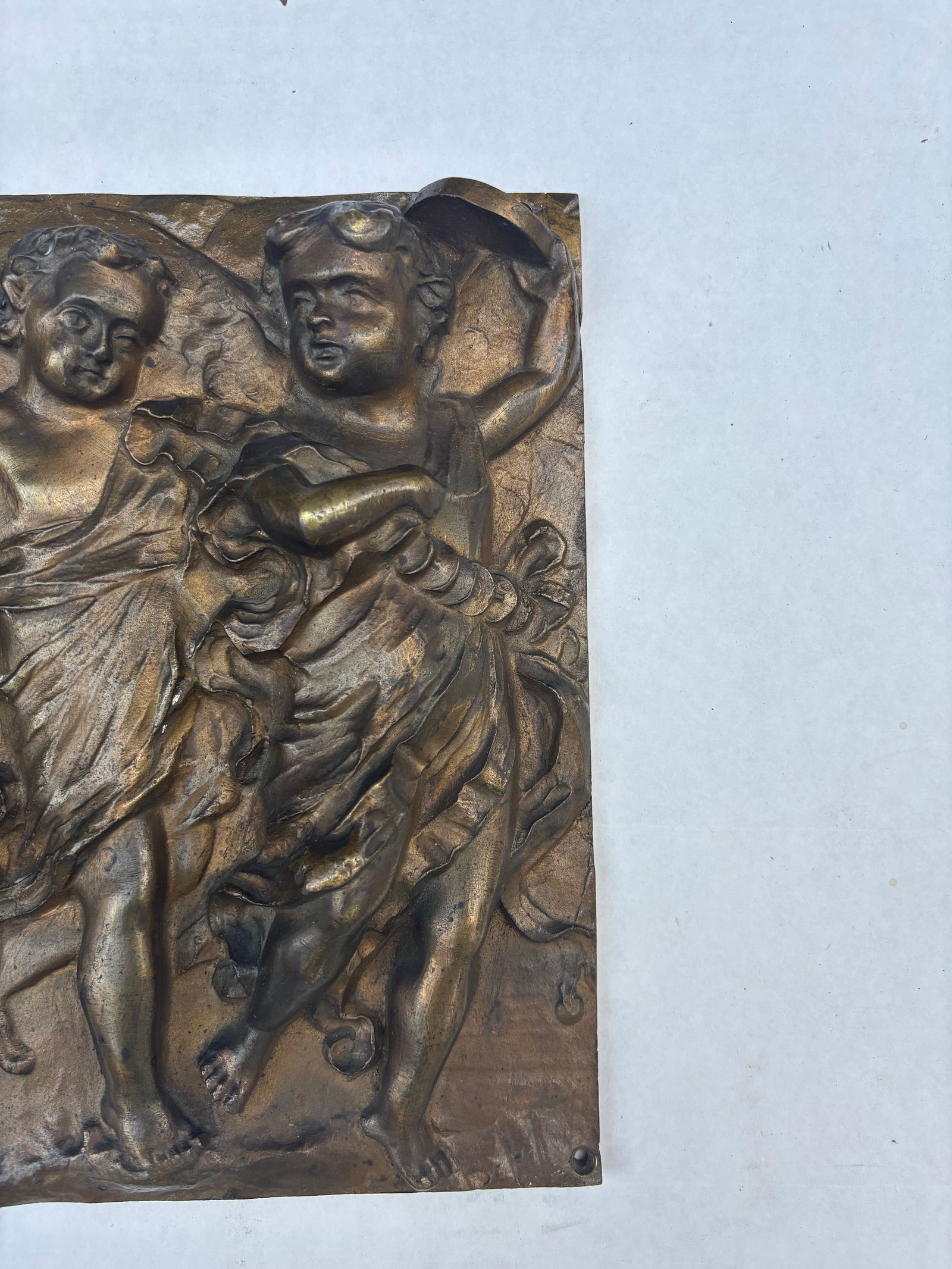 A Pair of French 19th Century Louis XVI St. Patinated Bronze Wall Plaques in the Manner of Clodion - 7