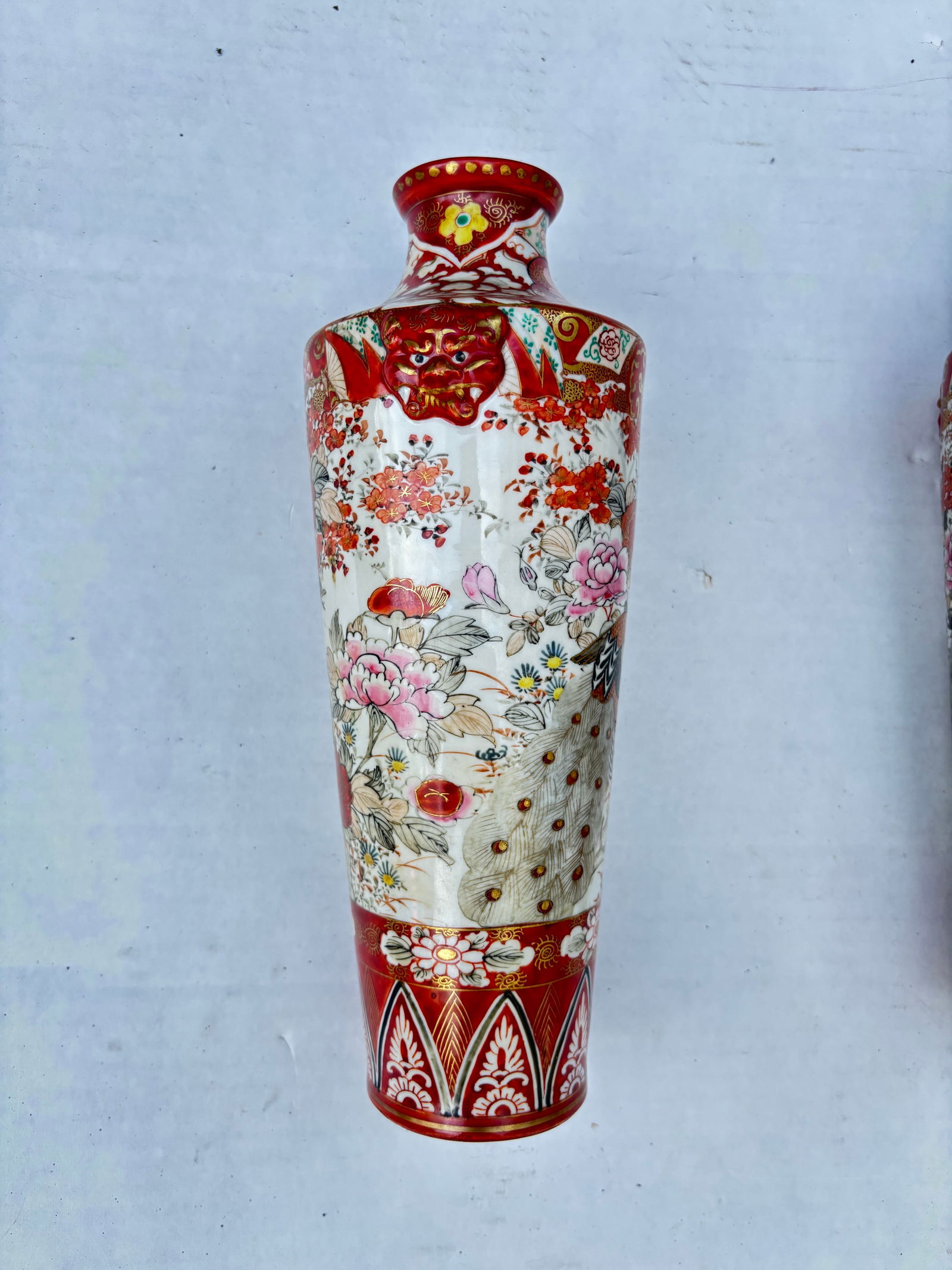 1900s Japanese Kutani Vases From the Meiji Period, Pair - 4