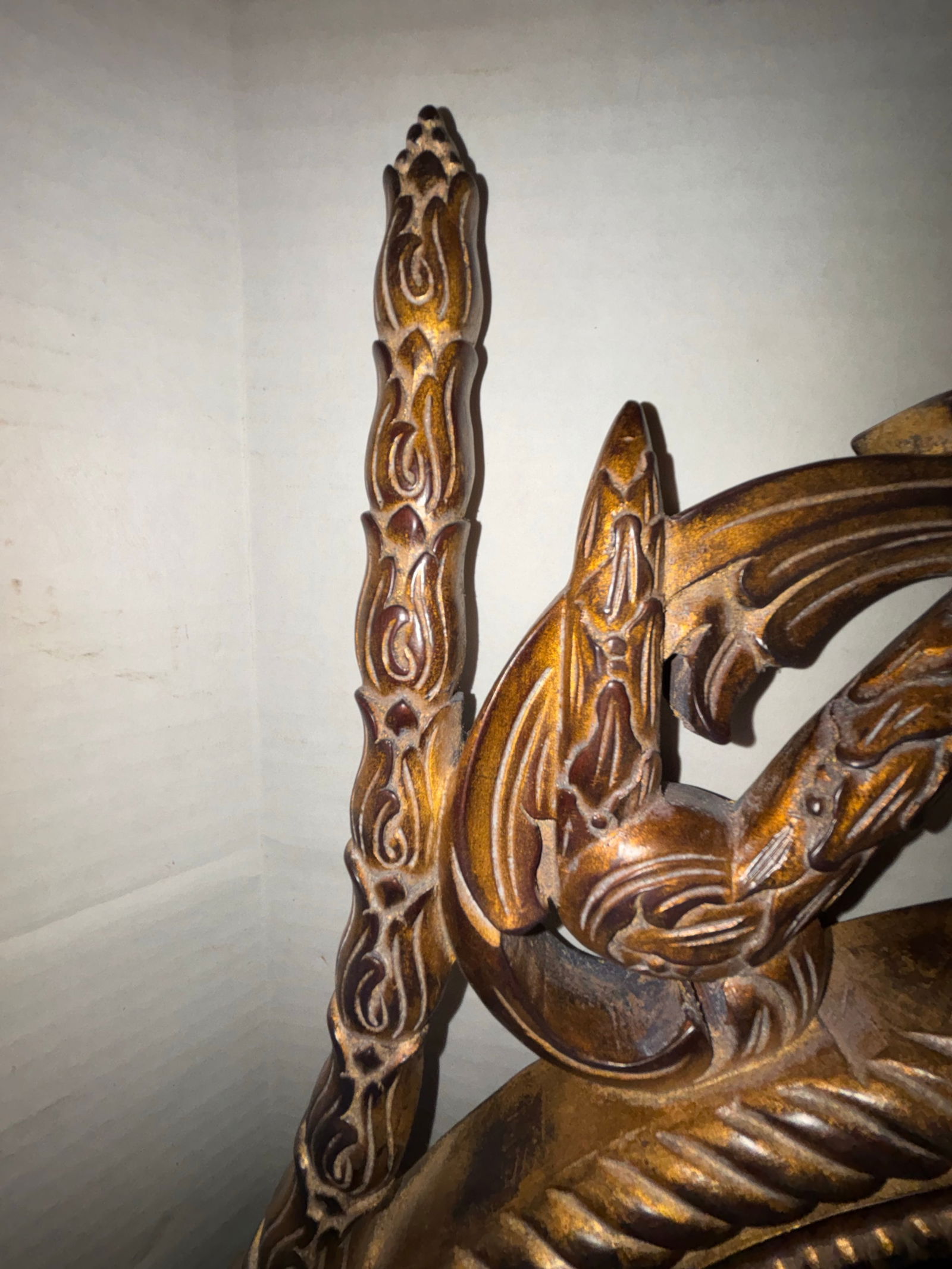 John-Richard 18th Century Styled Vintage Intricate Moran Mirror in Pewter, John-Richard Mirror - 4