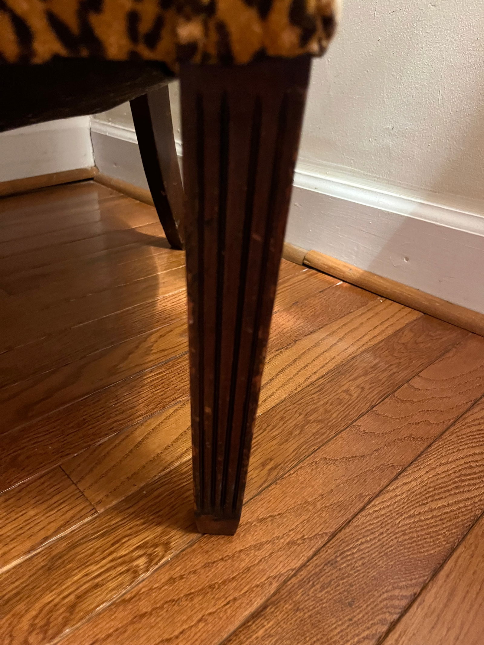 Vintage Leopard Print Armchair - 3