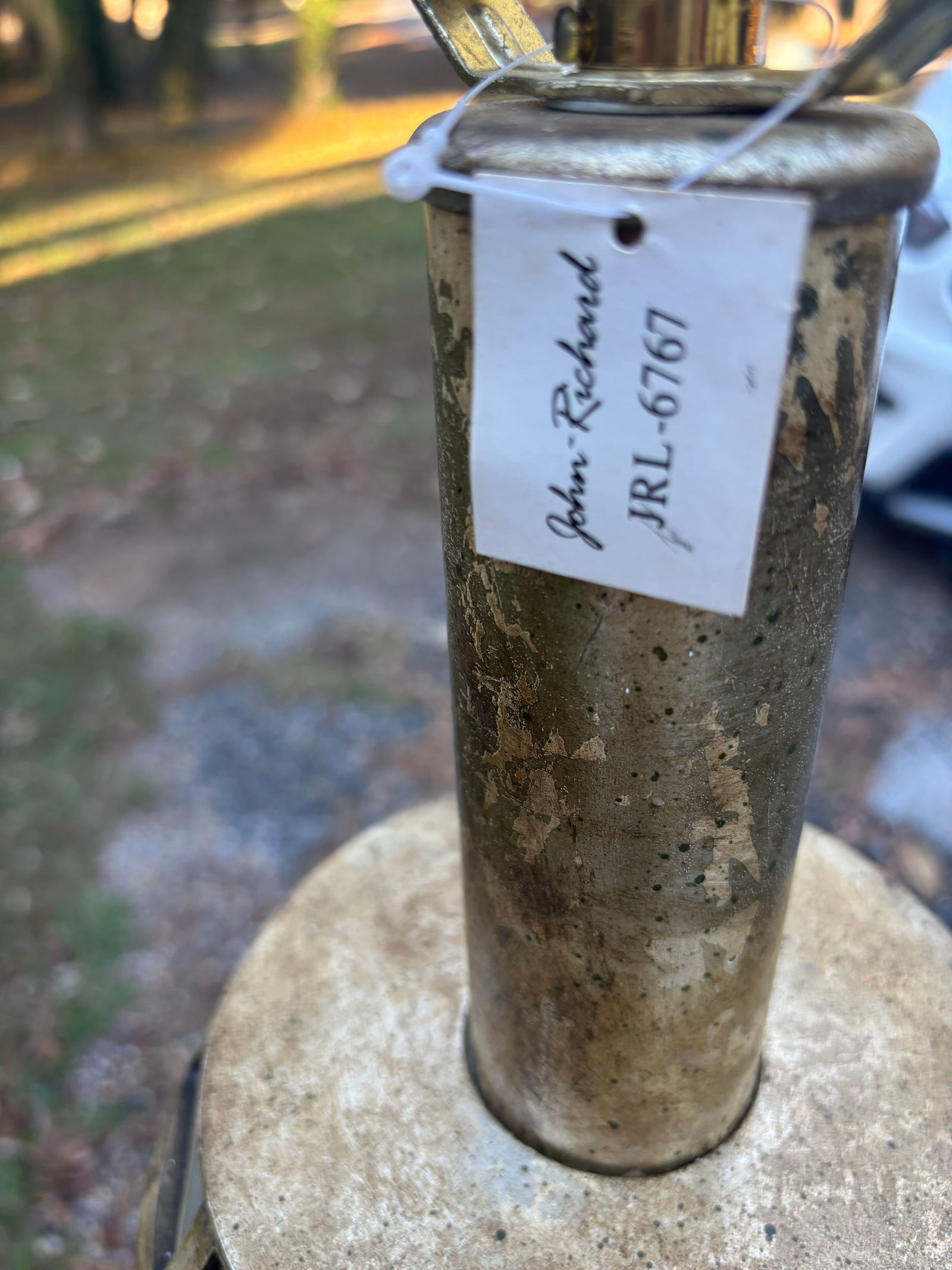 Mid 20th Century John-Richard Ornate Column French Styled Golden Mirrored Floor Lamp - 2