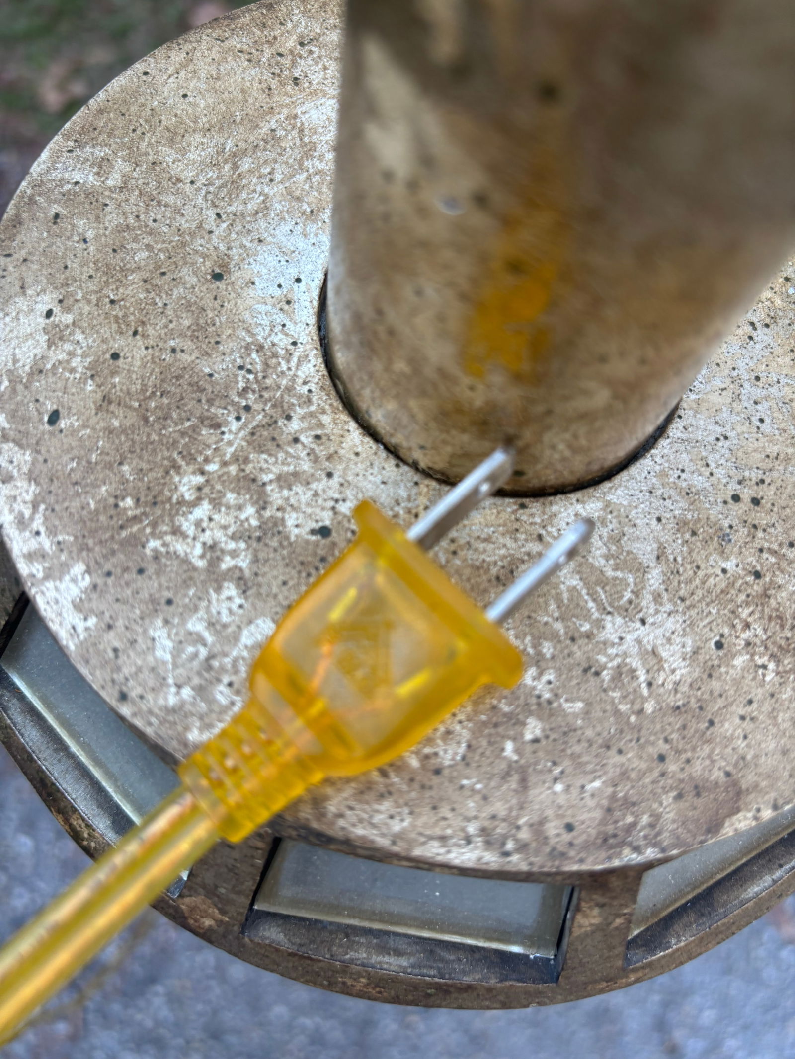 Mid 20th Century John-Richard Ornate Column French Styled Golden Mirrored Floor Lamp - 6