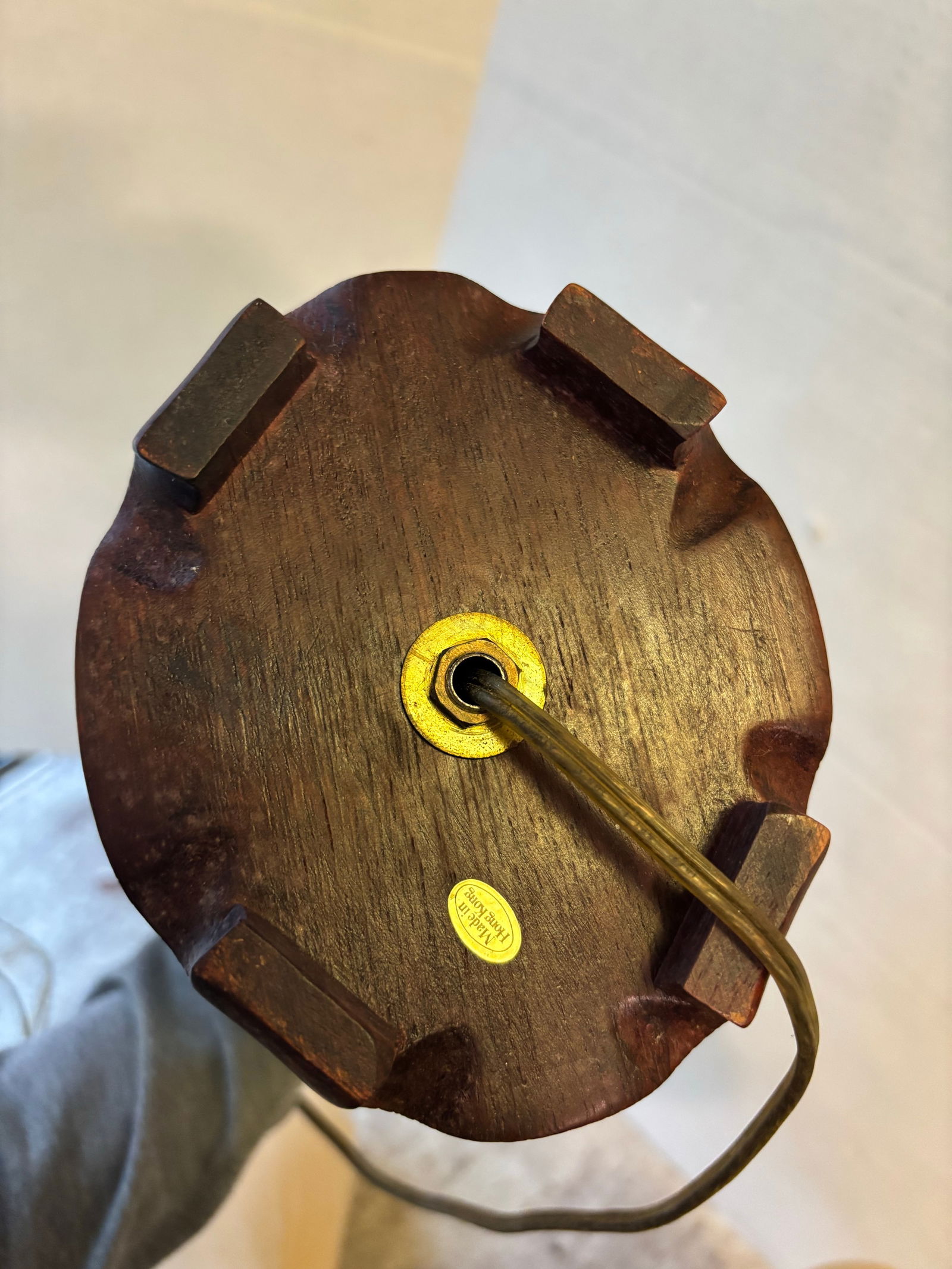 Early 19th Century Chinoiserie Blue and White Table Lamp From Hong Kong - 6