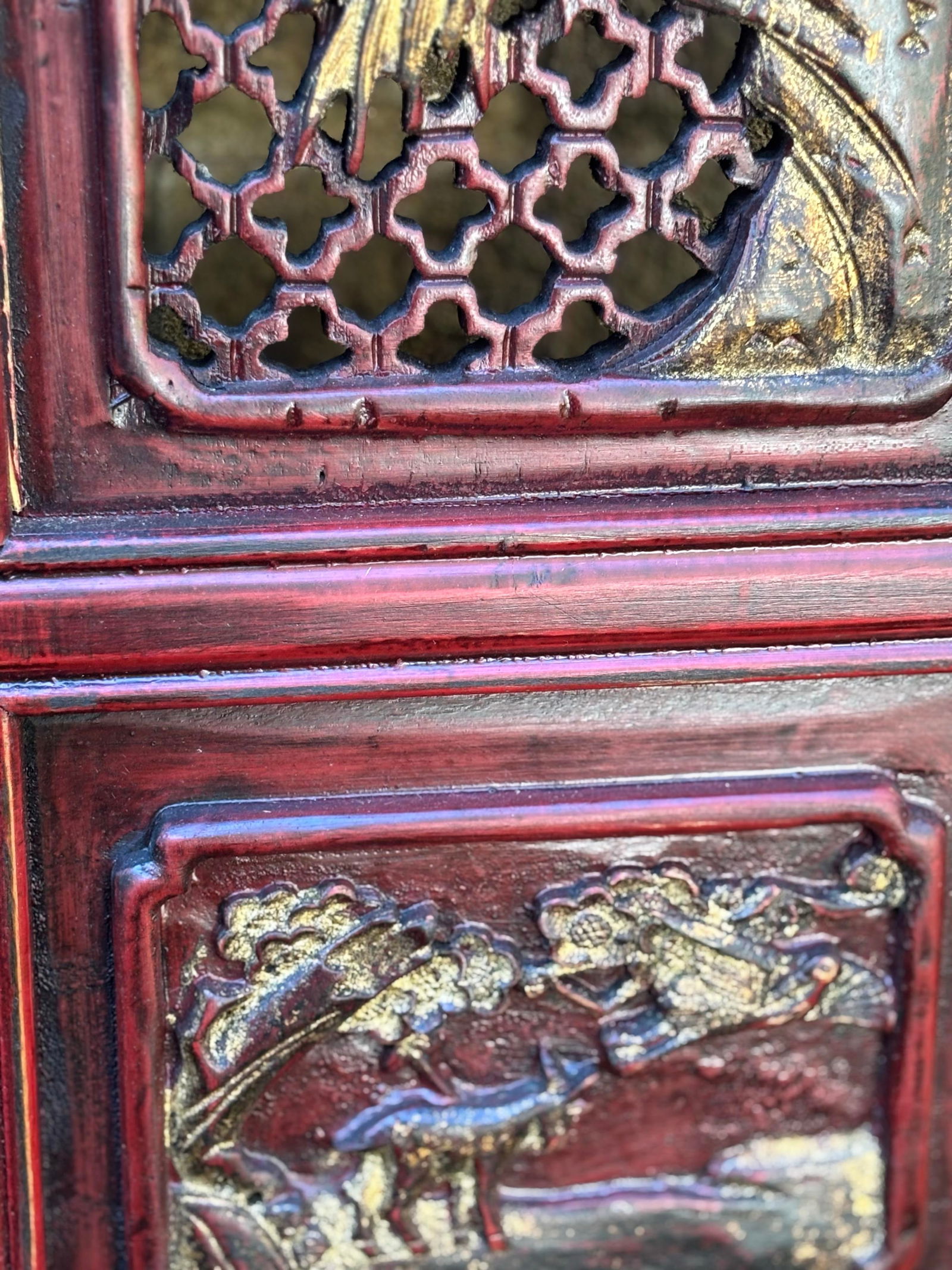 1875 Chinese Red Intricate Wooden Carved Door Panels in Gold, a Pair - 2