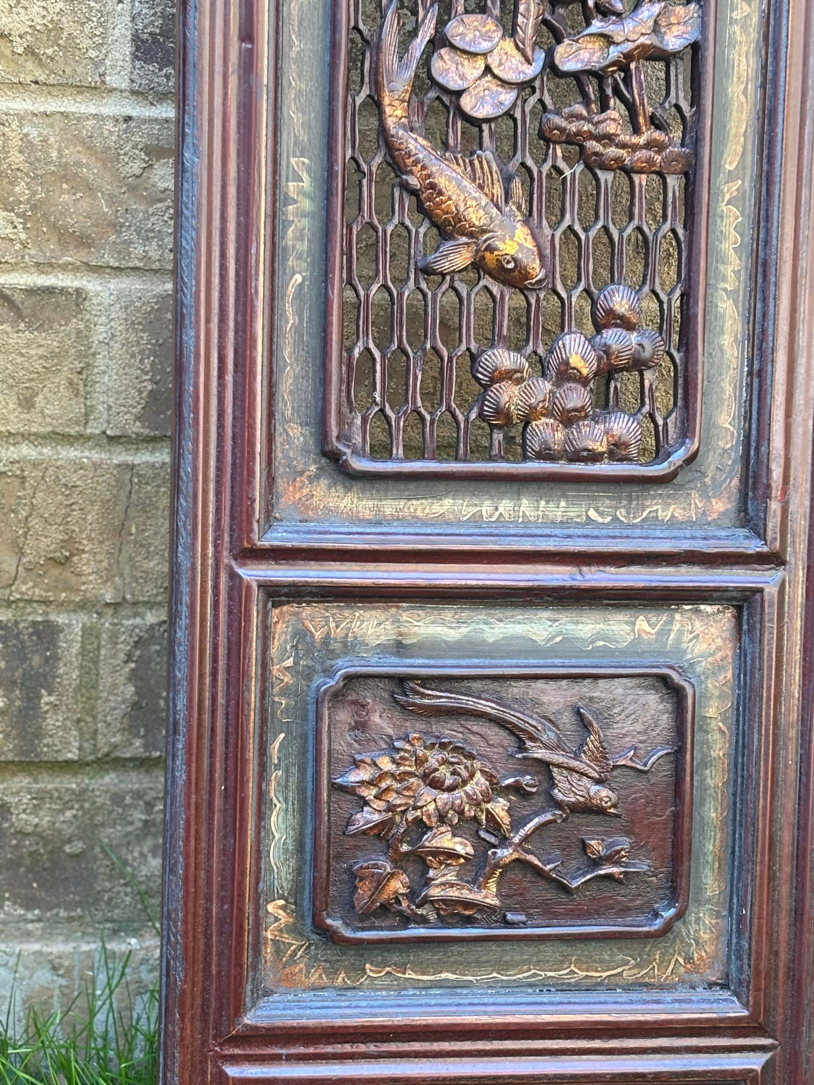 1875 Chinese Red Intricate Wooden Carved Door Panels in Gold, a Pair - 3