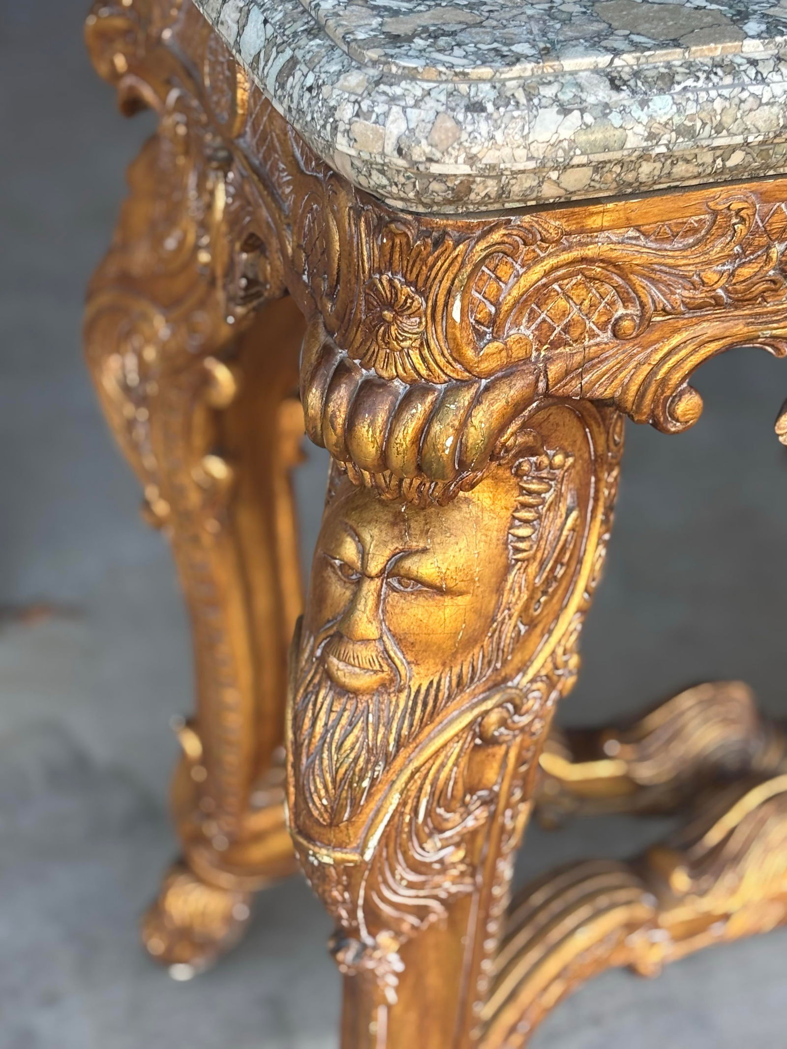 Late 19th Century Louis XIV-style Gilded Wood and Grey Marble Top With King's Faces Carved Console - 2