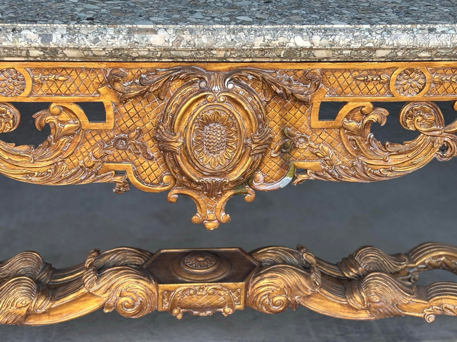 Late 19th Century Louis XIV-style Gilded Wood and Grey Marble Top With King's Faces Carved Console - 3