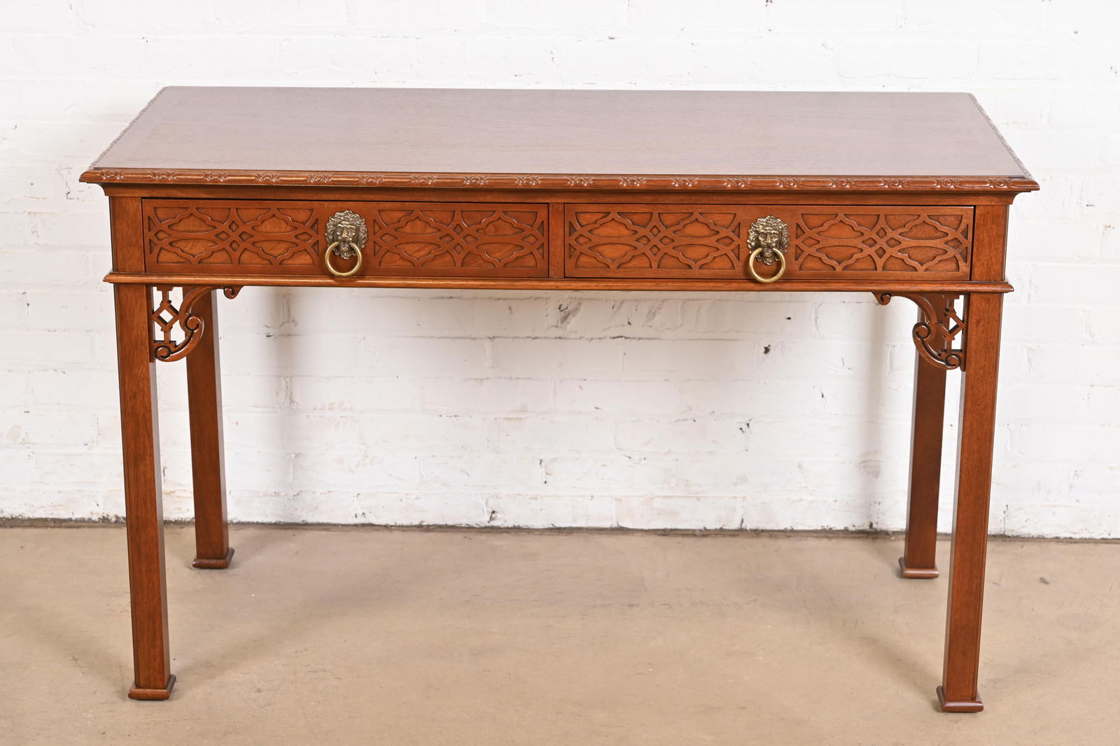 Late 20th Century Baker Furniture Historic Charleston Georgian Carved Mahogany Writing Desk or Conso - 2