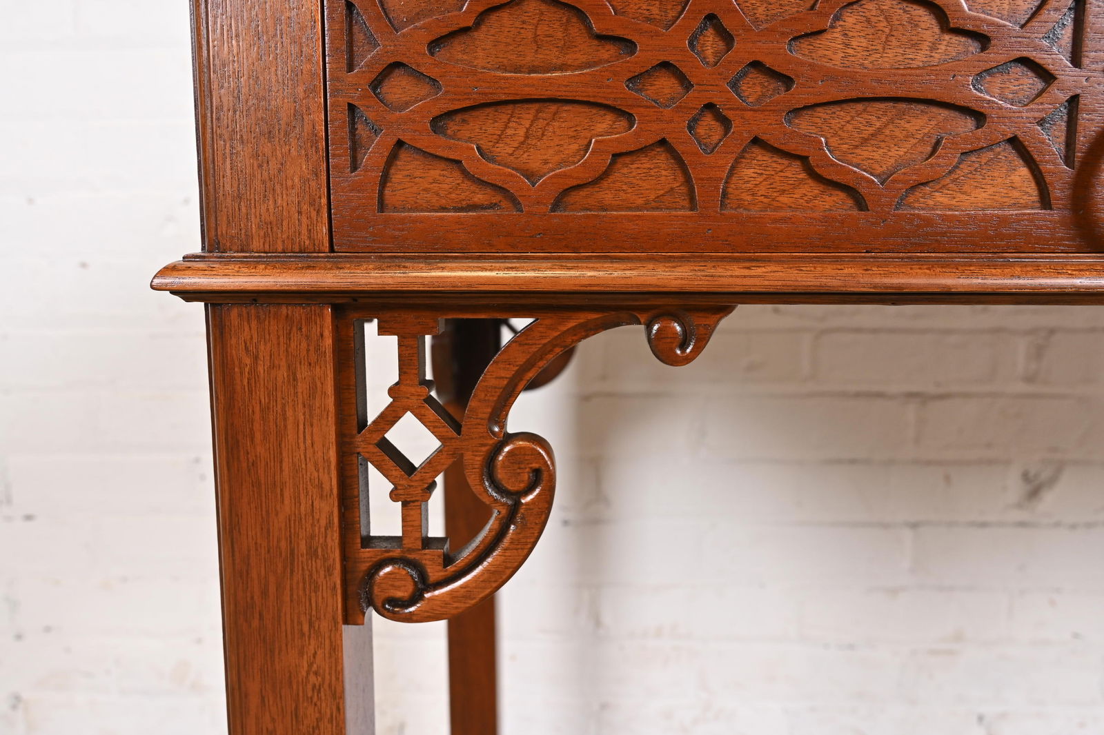 Late 20th Century Baker Furniture Historic Charleston Georgian Carved Mahogany Writing Desk or Conso - 8