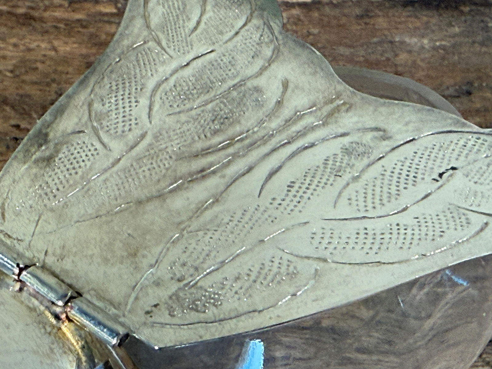 Godinger Silverplate Bee Trinket Box With Glass Body Hinged Wings - 6