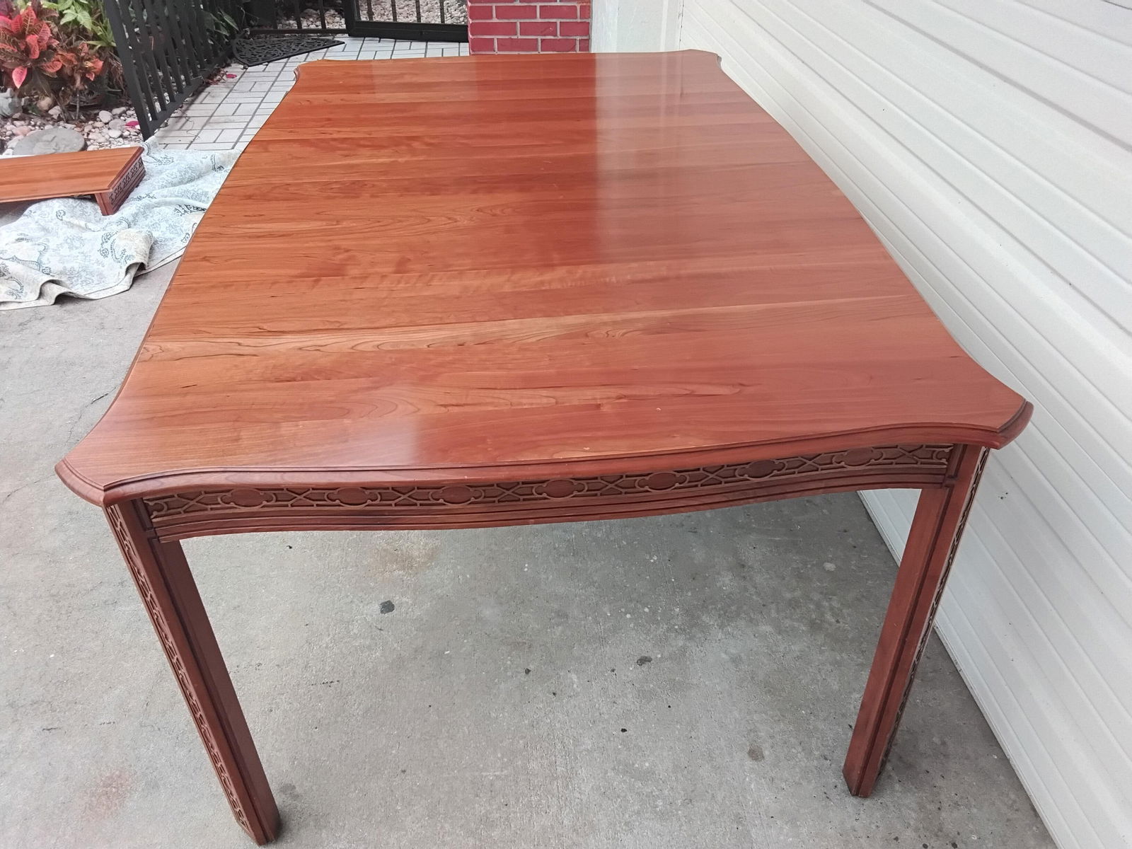 1990s Harden Fretwork Dining Table - 2
