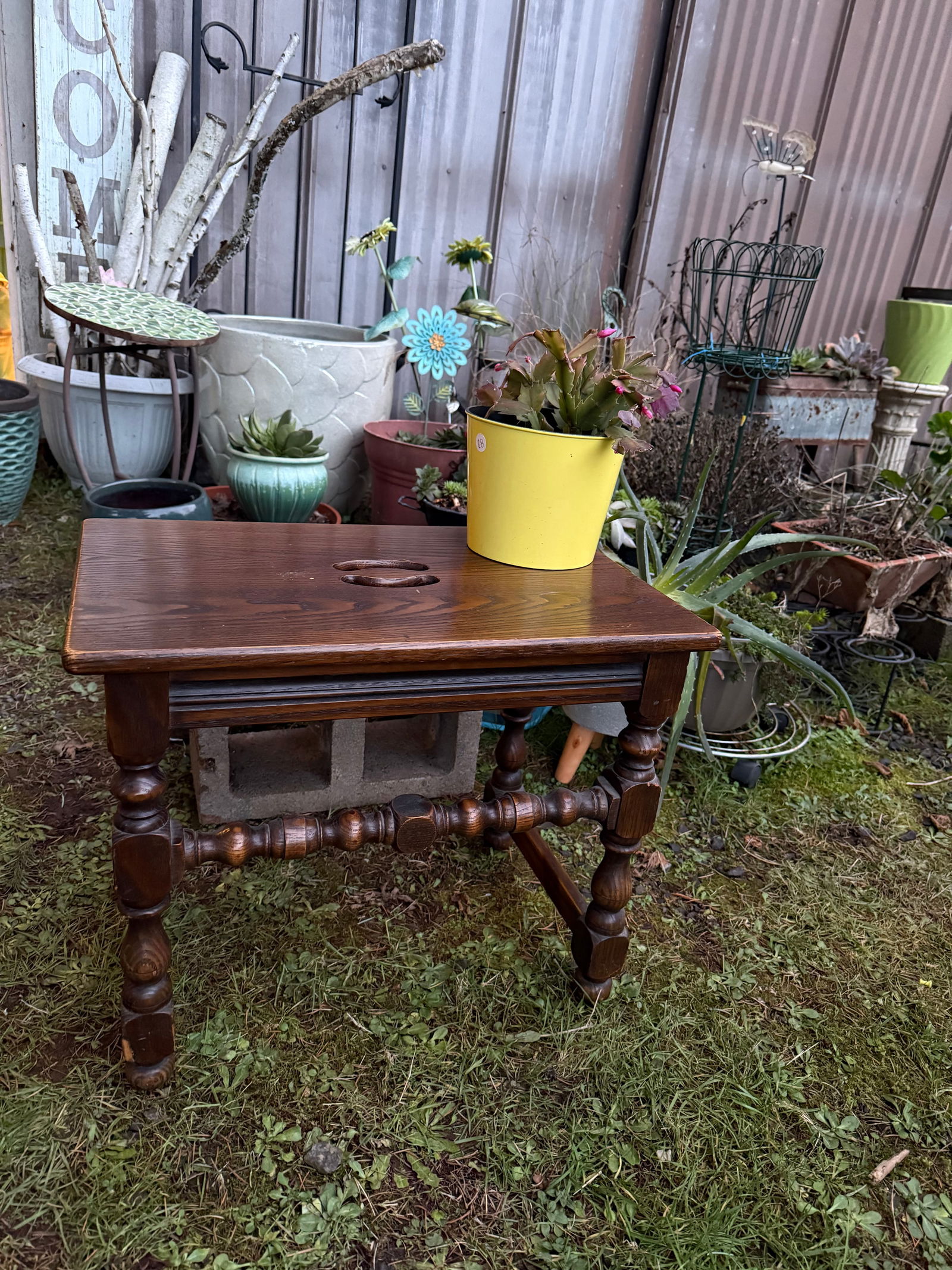 Late 19th Century Rustic Farmhouse Milking Stool - 5