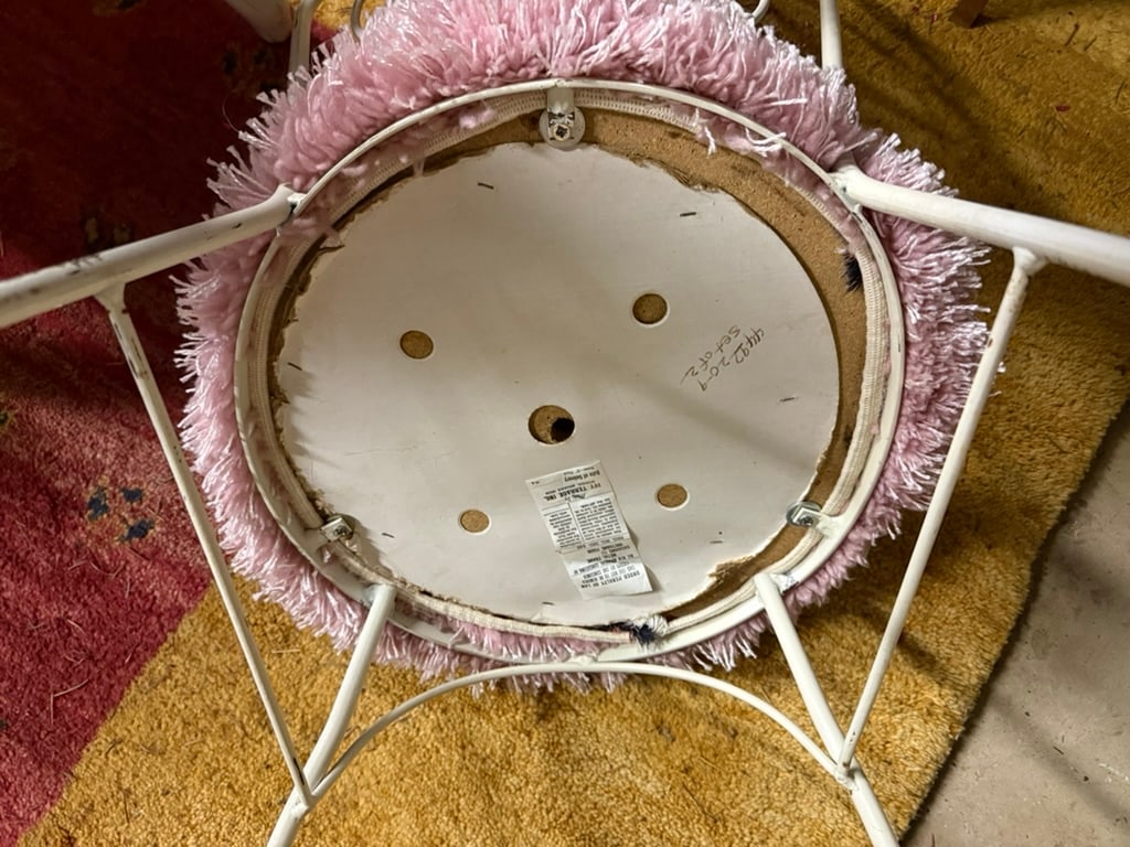 1960s Mid-Century White Iron Vanity Chair - 6