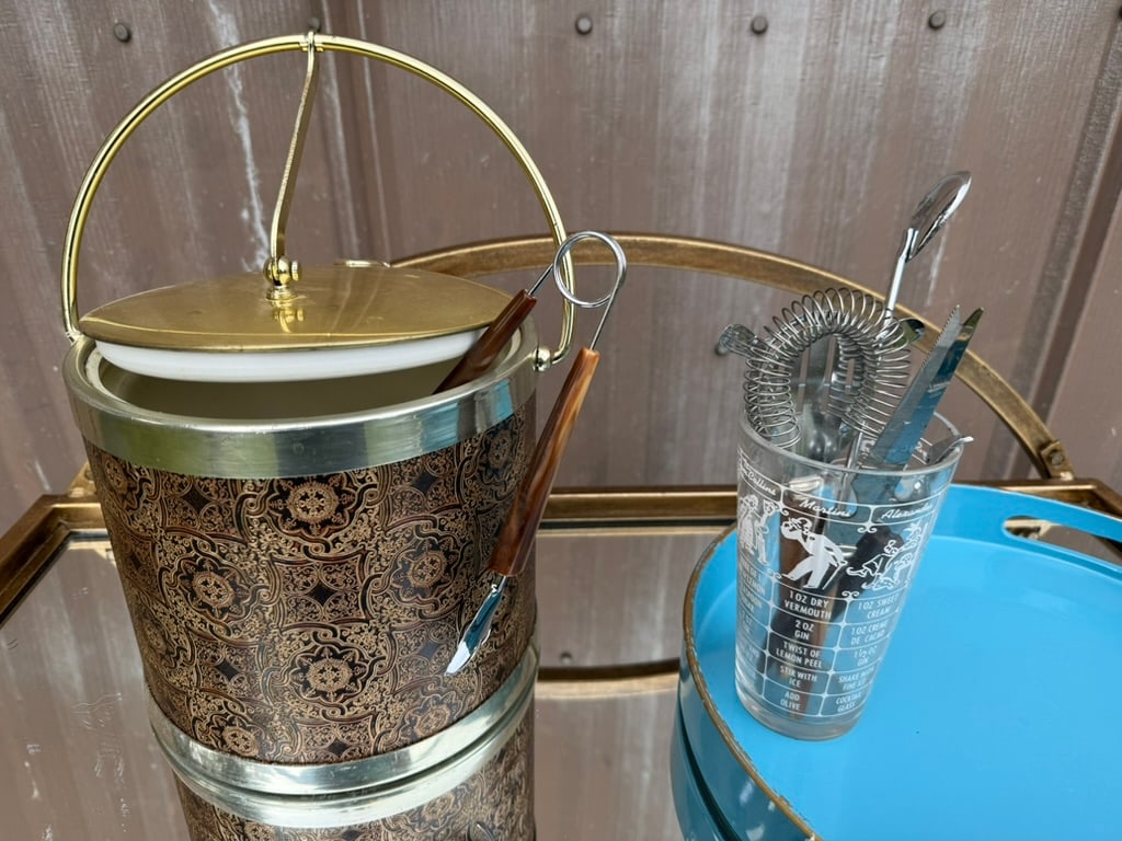 Classic 1960's Gold Embossed Ice Bucket - 2