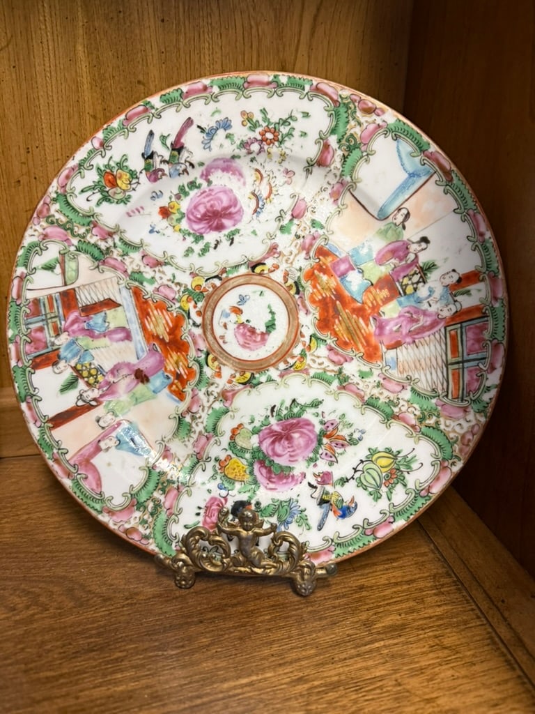 1950s Handpainted Chinese Famille Rose Plate - 4
