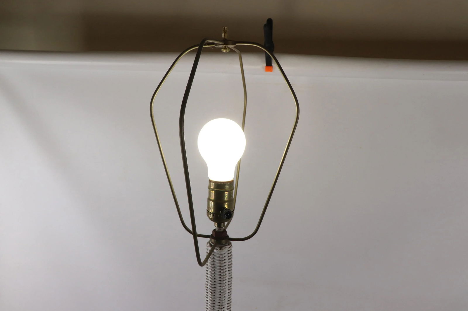 Vintage 1970s Mid Century Modern Tall Light White Rattan Wicker Floor Lamp - 7