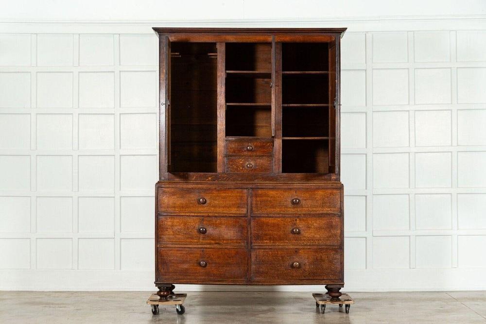 Large Georgian English Oak Linen Press Cupboard, 1820s - 4