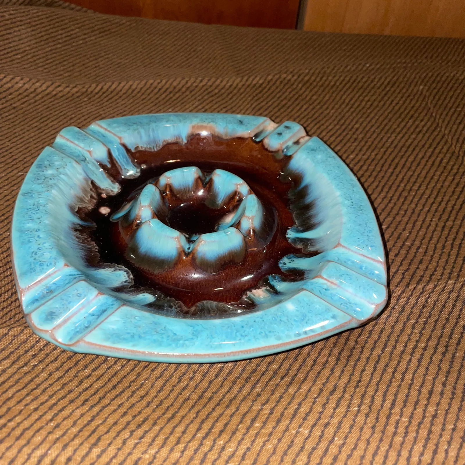 Mid Century Blue and Brown Drip Glaze Ashtray - 6