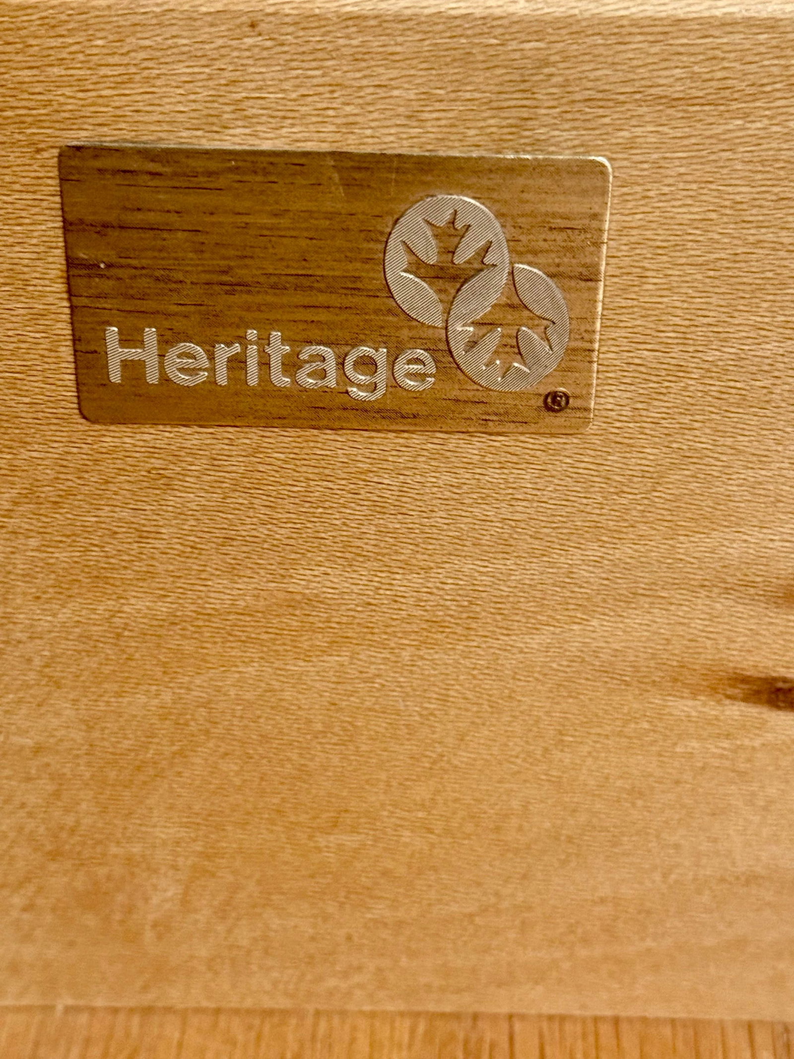 Vintage Chinoiserie Drexel Heritage Dresser. - 5