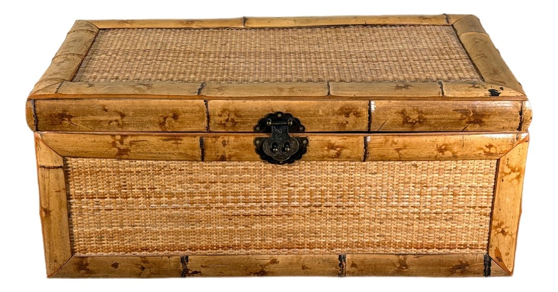 Vintage Bamboo and Woven Rattan Storage Trunk Chest (1 of 8)