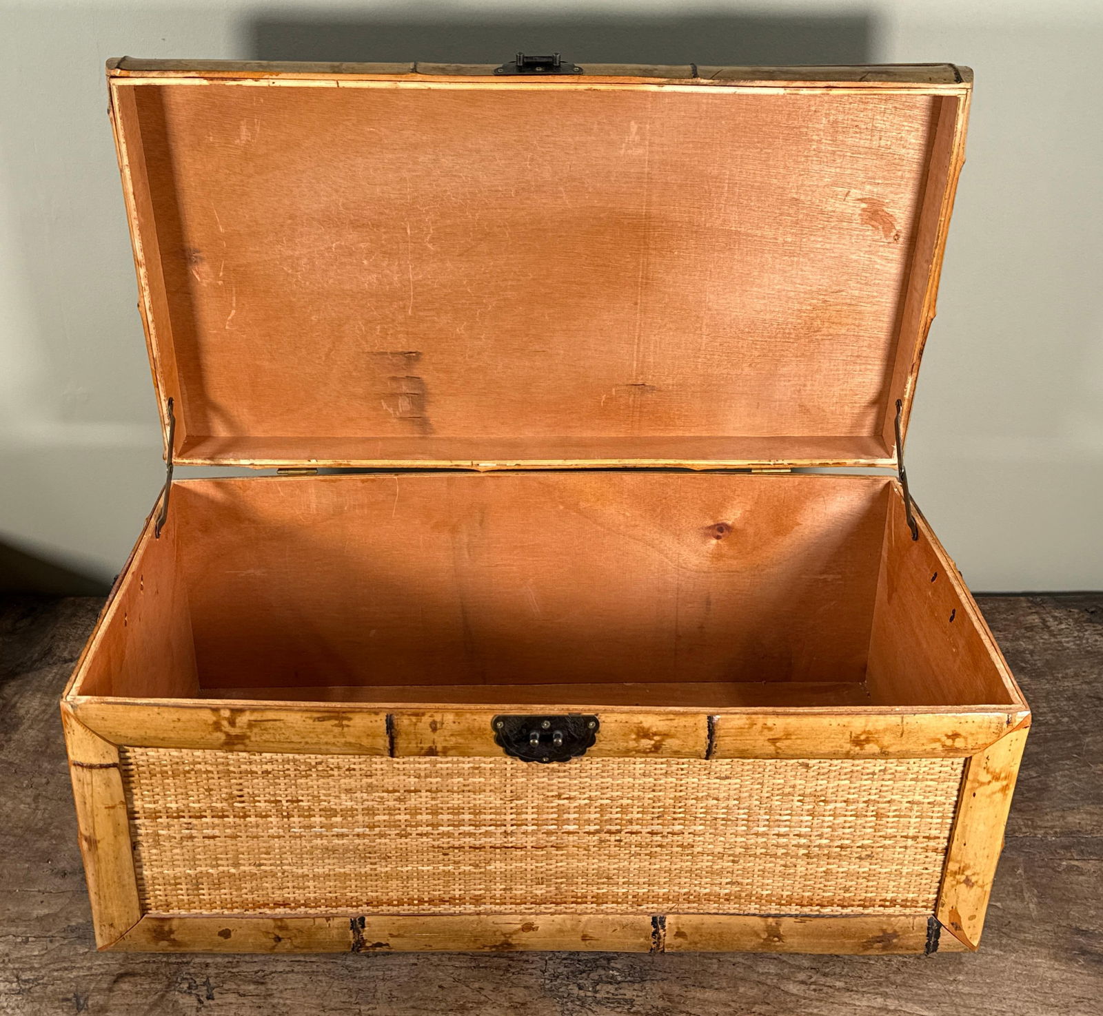 Vintage Bamboo and Woven Rattan Storage Trunk Chest - 6