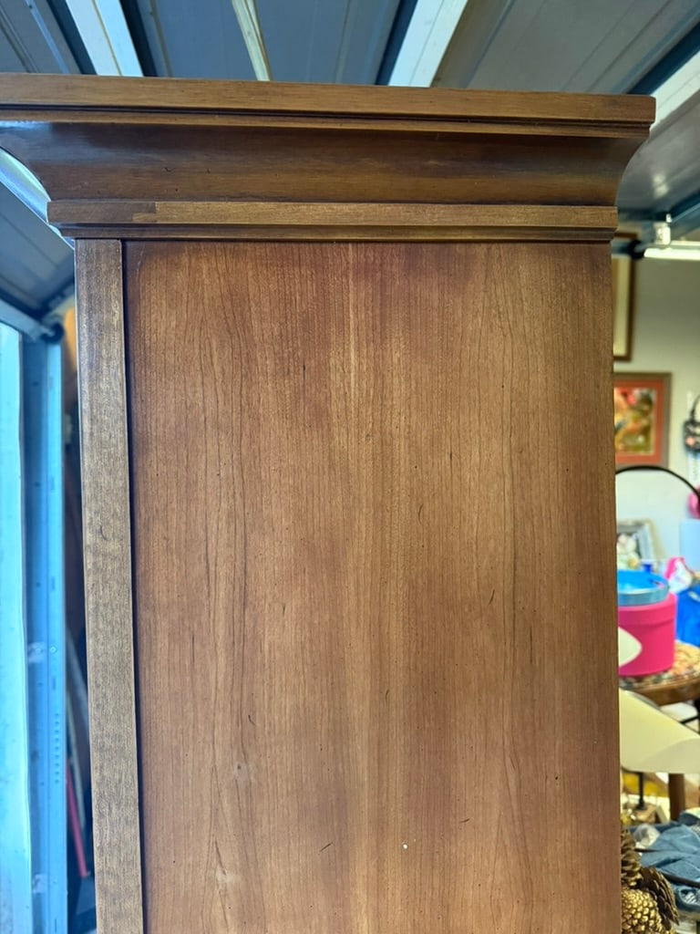 1960's China Cabinet Fruitwood Italian Neoclassical in the Style of Bernhardt - 4