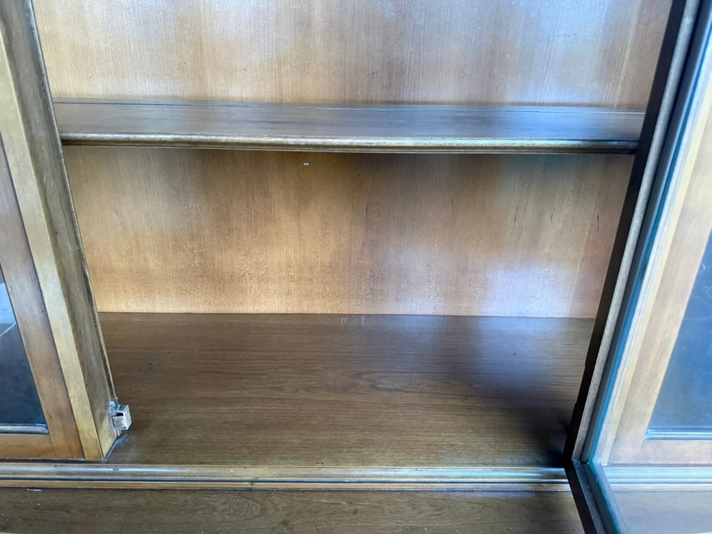 1960's China Cabinet Fruitwood Italian Neoclassical in the Style of Bernhardt - 9