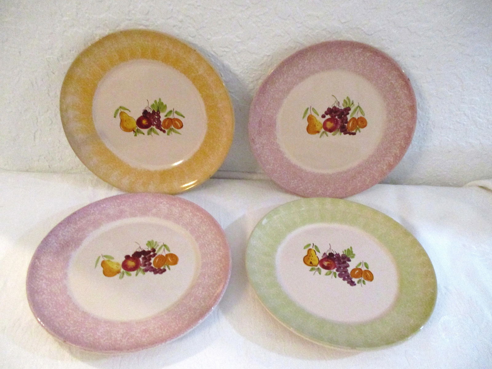1980s Italian Hand-Painted Fruit Pottery Plates, Set of 4 - 6